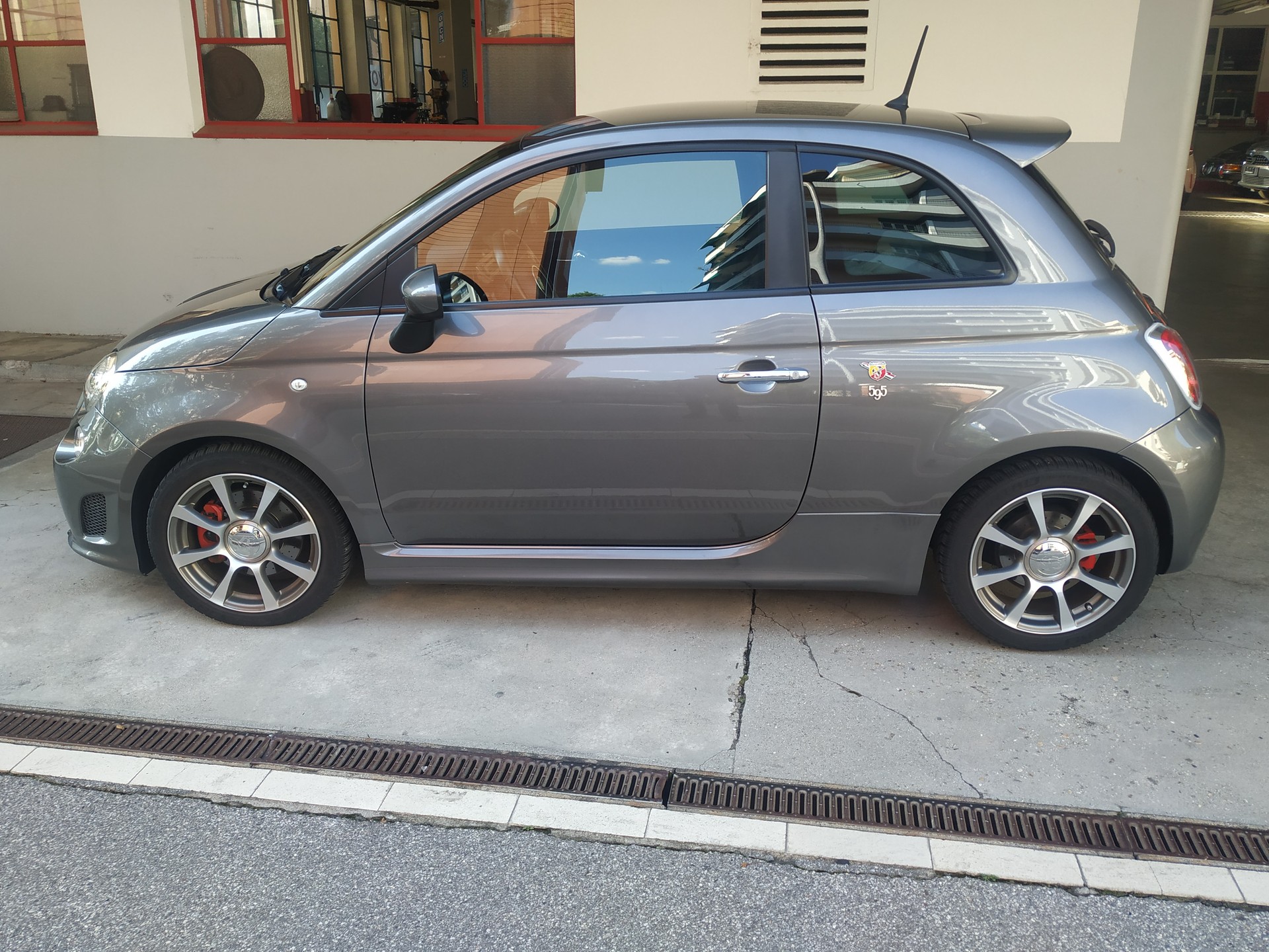 FIAT 595 1.4 16V Turbo Abarth Turismo-image-0