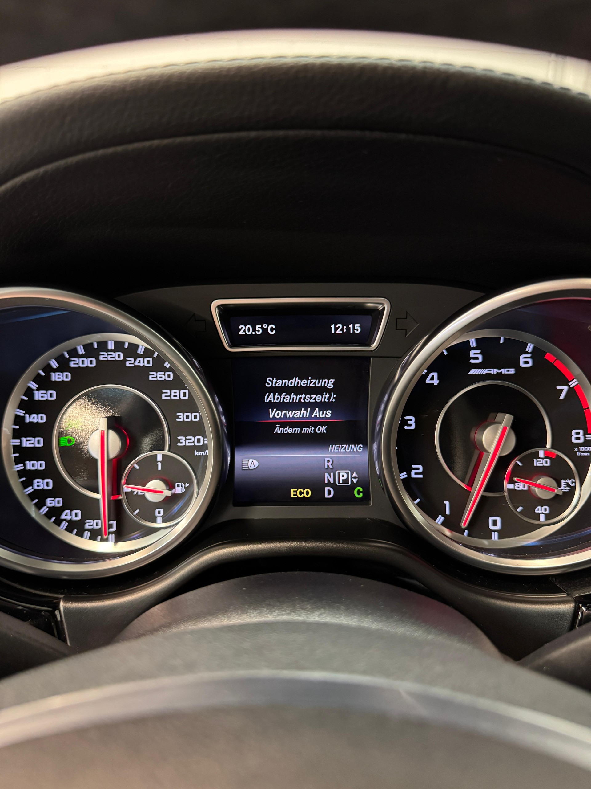 MERCEDES-BENZ ML 63 AMG Executive 4Matic Speedshift All Black Performance-image-29