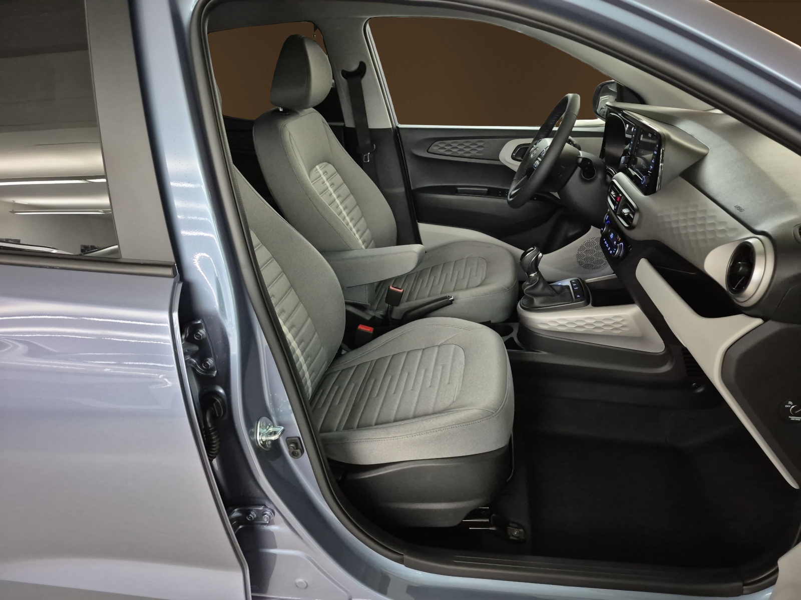 HYUNDAI i10 1.2 Vertex-image-8