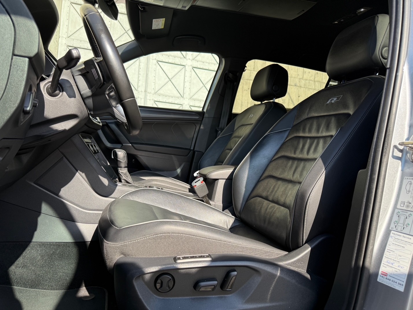 VW Tiguan Allspace 2.0TSI R-Line 4Motion DSG-image-4