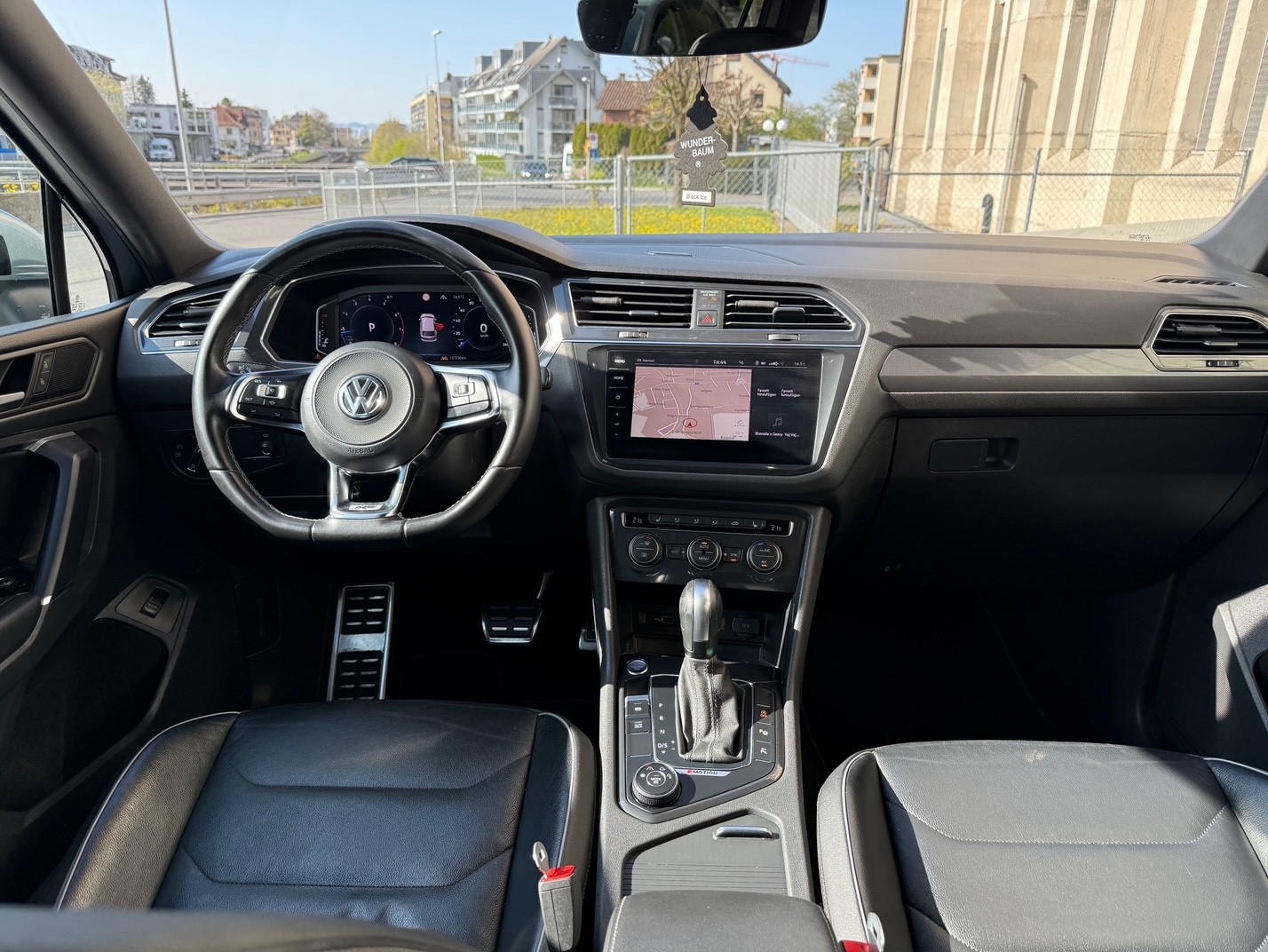 VW Tiguan Allspace 2.0TSI R-Line 4Motion DSG-image-6