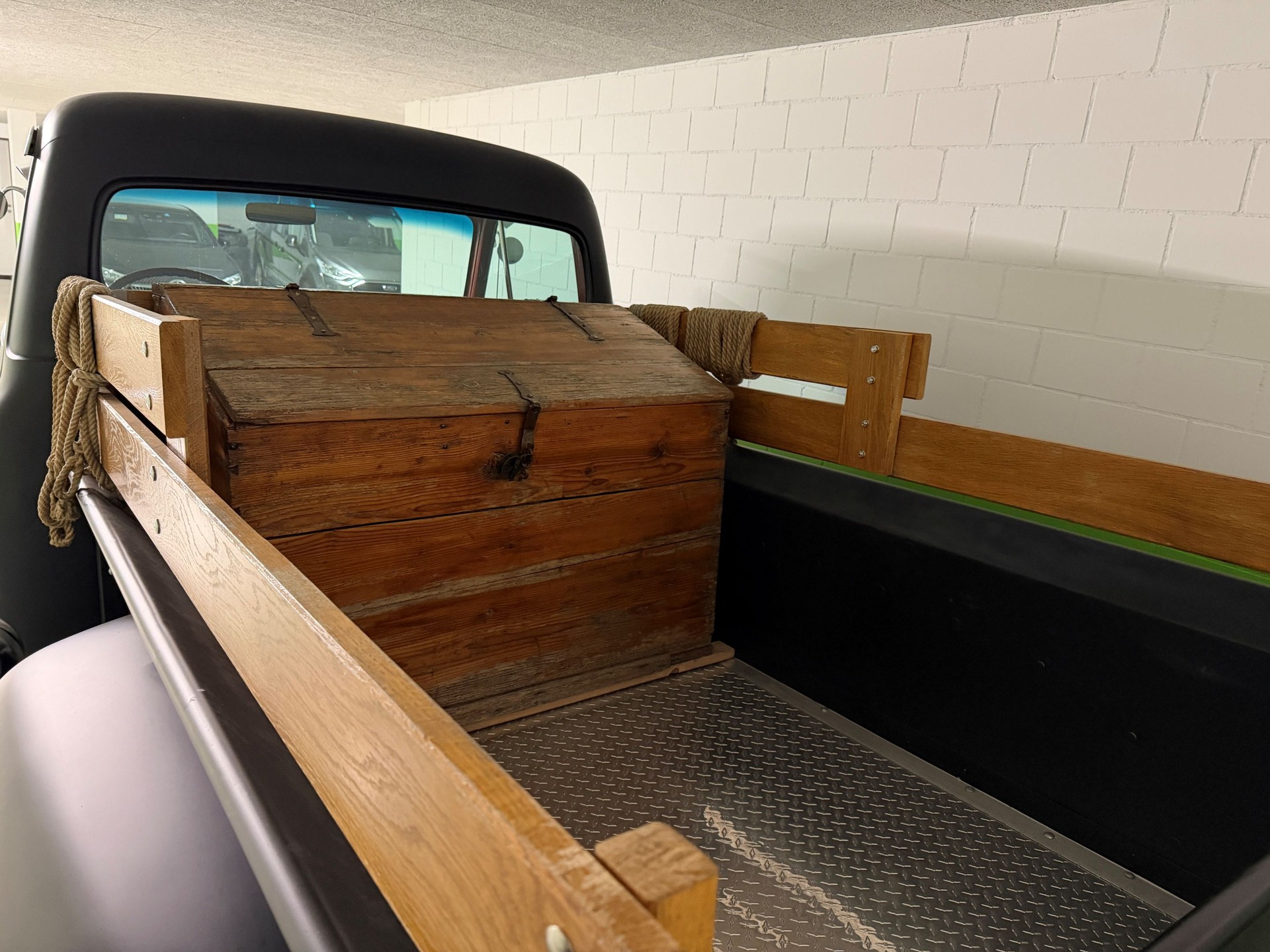 FORD F100 Pick-up-image-7