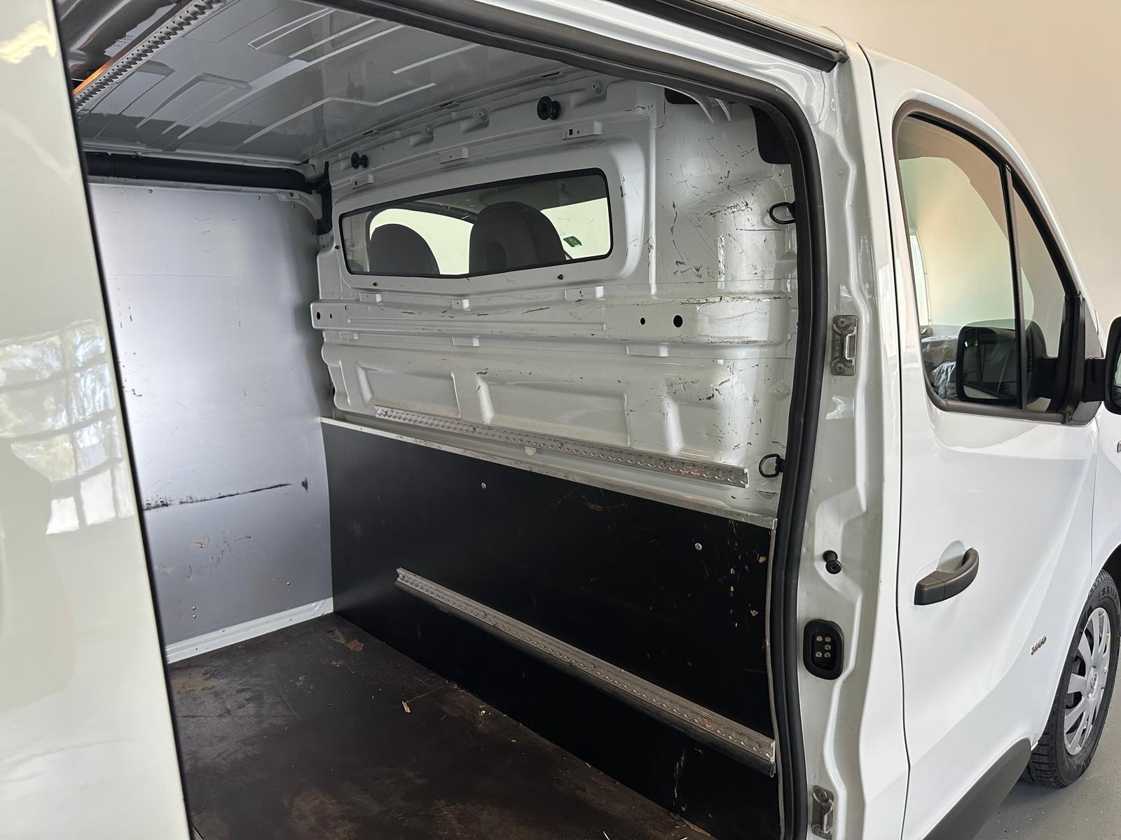 OPEL Vivaro 1.6 BiTurbo CDTI ecoFLEX 2.9t L2H1-image-20