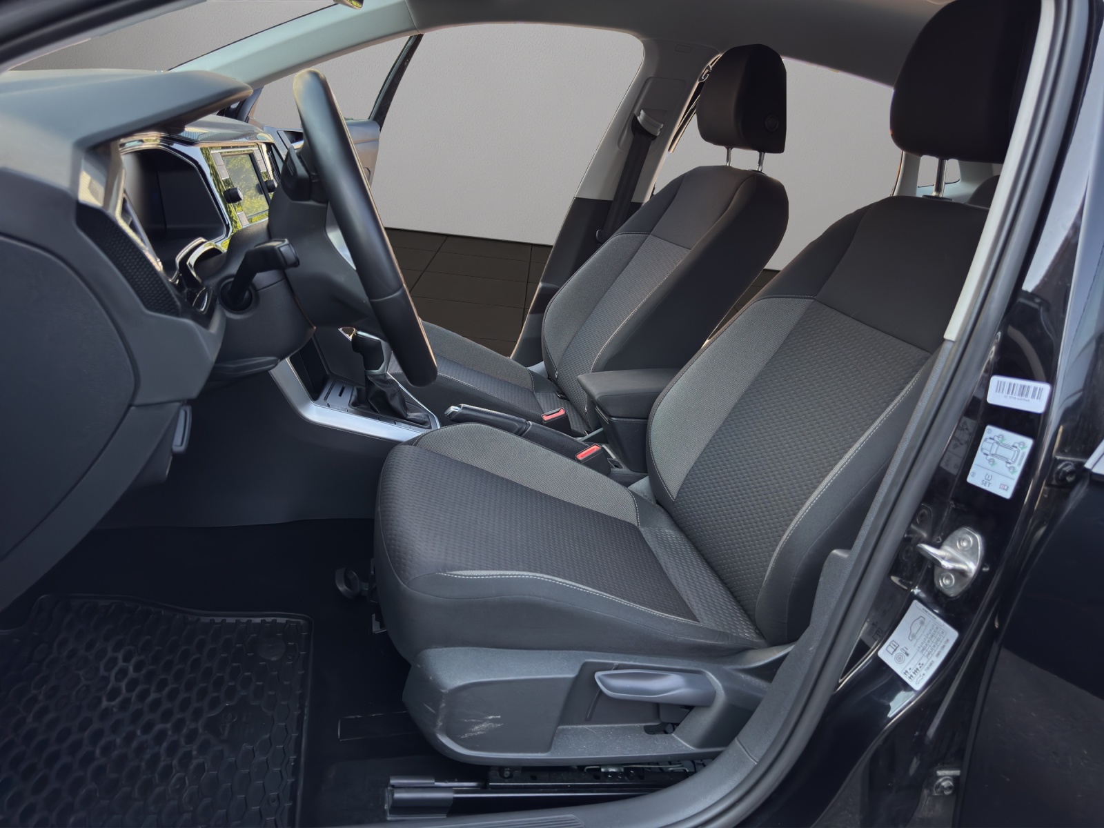 VW Polo 1.0 TSI Life DSG-image-8
