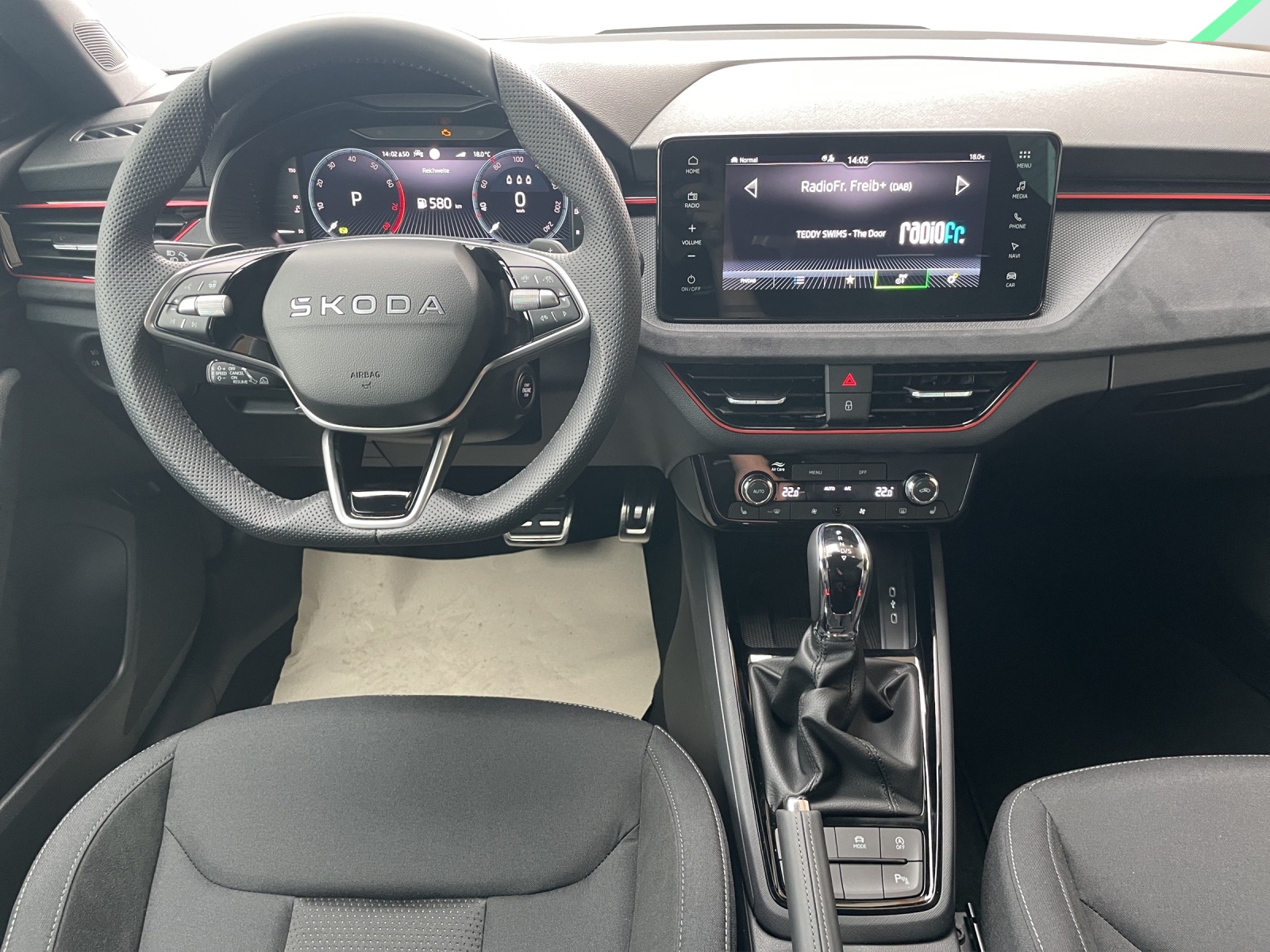 SKODA Kamiq 1.0 TSI Dynamic DSG-image-9