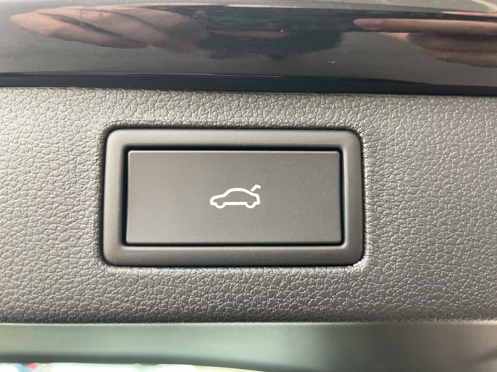 SKODA Kamiq 1.0 TSI Dynamic DSG-image-17