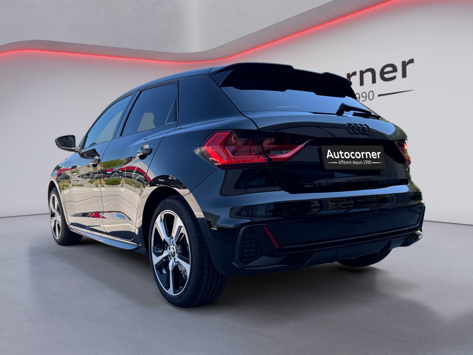AUDI A1 Sportback 35 TFSI S Line S-tronic-image-2