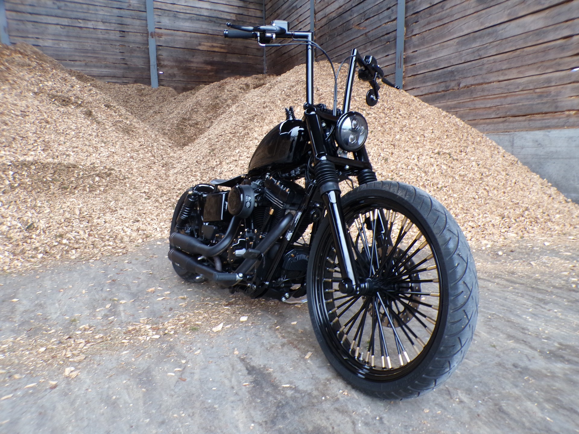 HARLEY-DAVIDSON FXDB Dyna Street Bob ABS-image-2