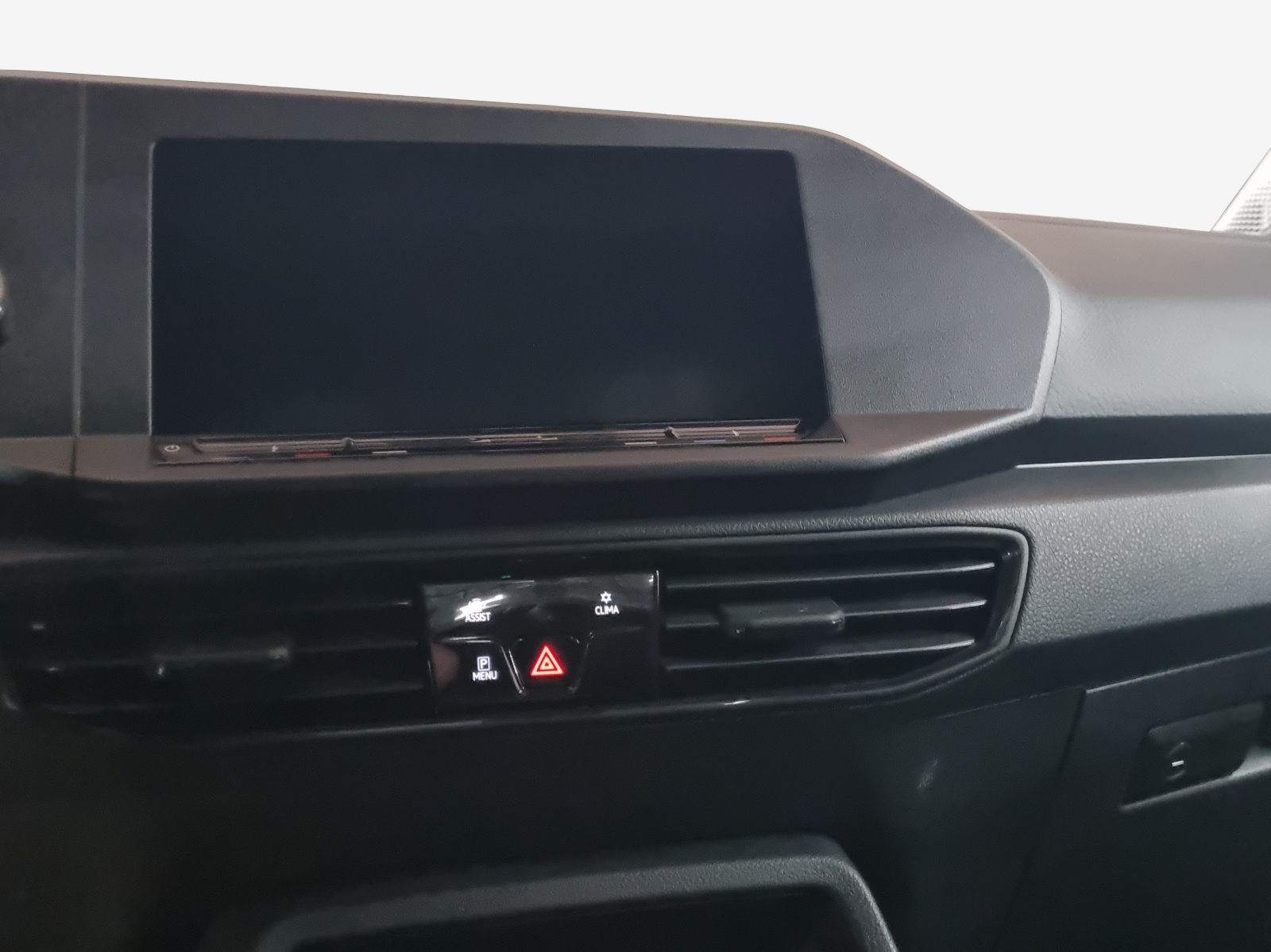 VW Caddy Cargo 2.0TDI-image-10