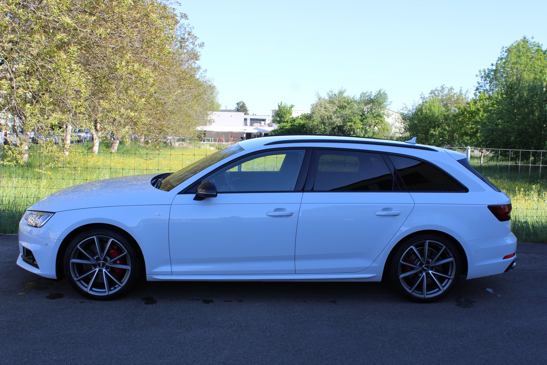 AUDI S4 Avant 3.0 TFSI quattro tiptronic-image-1