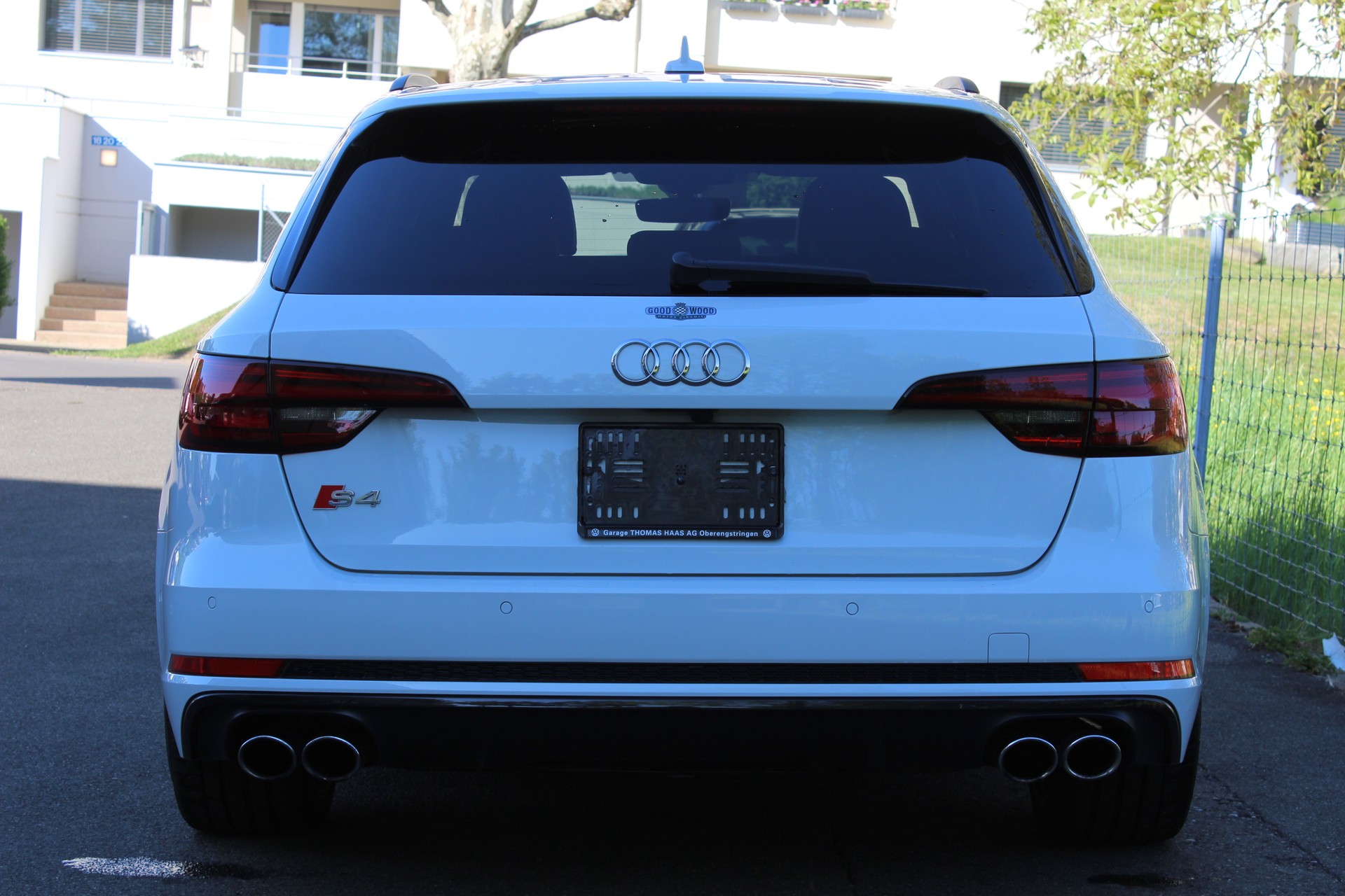 AUDI S4 Avant 3.0 TFSI quattro tiptronic-image-3