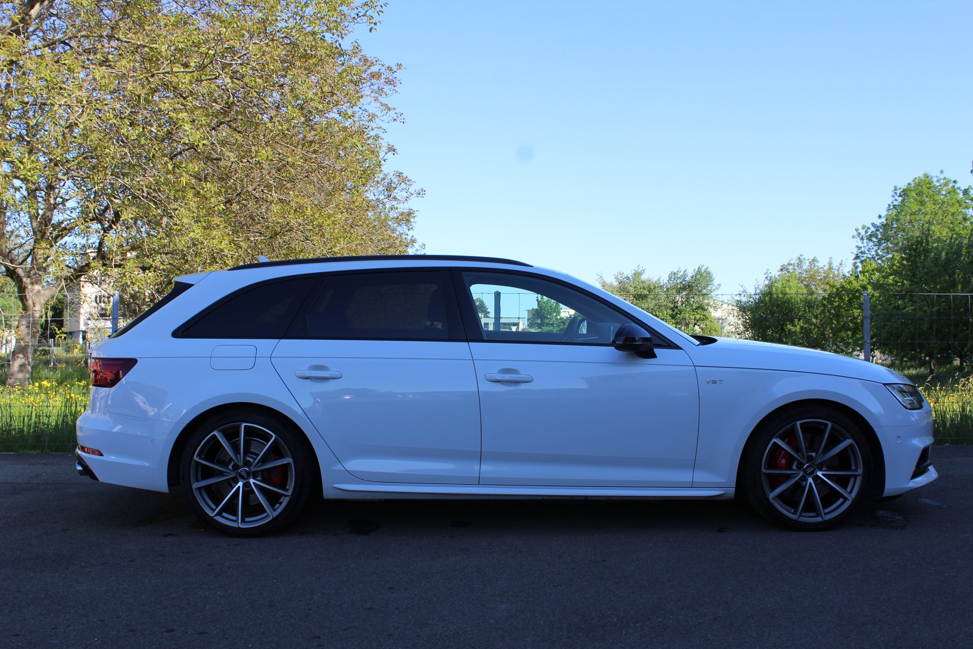 AUDI S4 Avant 3.0 TFSI quattro tiptronic-image-6