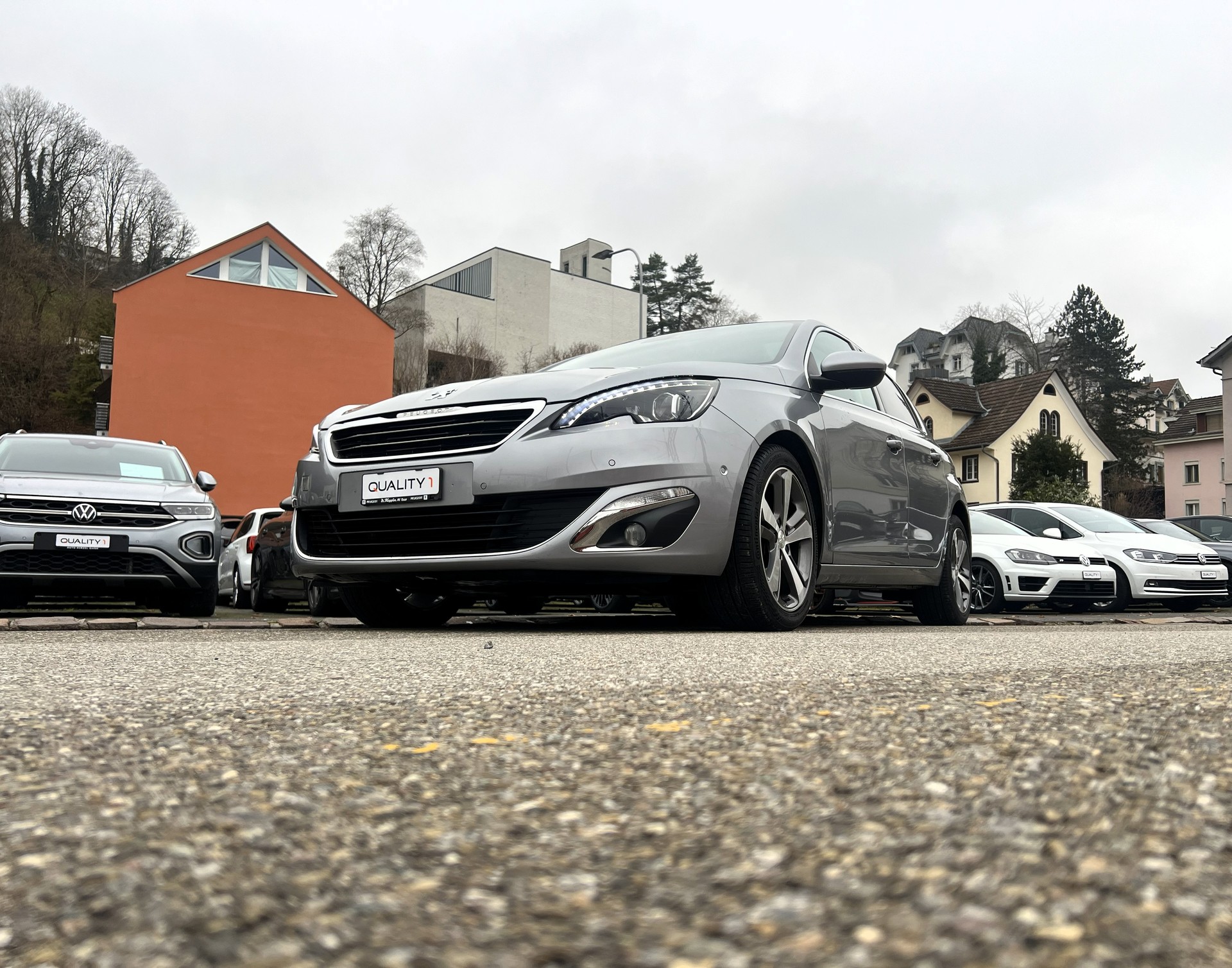 PEUGEOT 308 1.2 THP Style Automatic-image-7