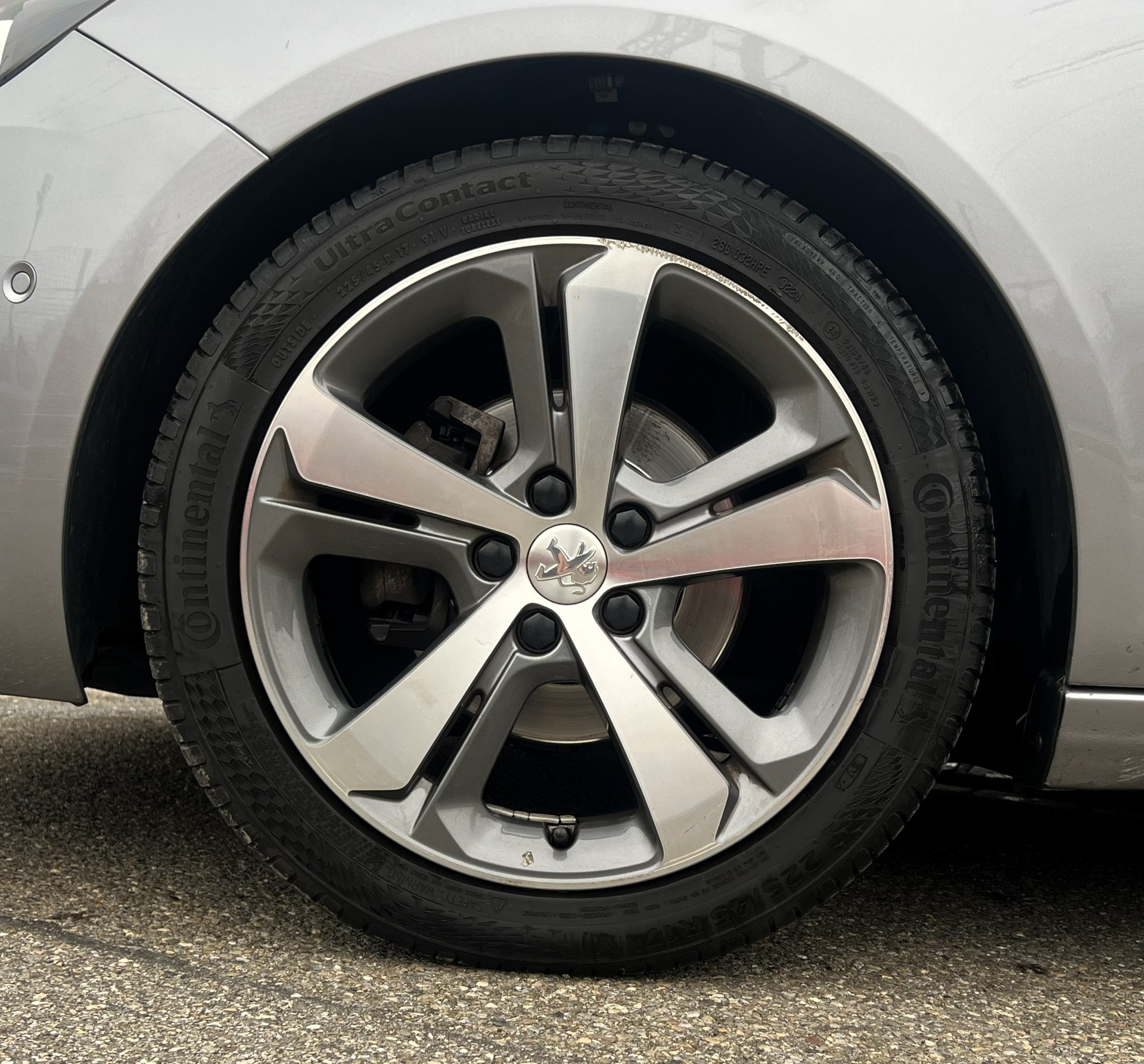 PEUGEOT 308 1.2 THP Style Automatic-image-10