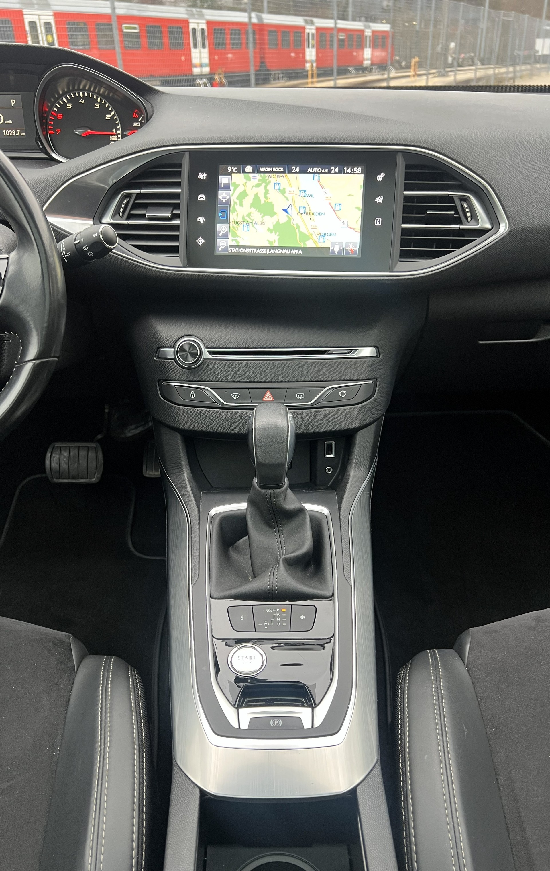PEUGEOT 308 1.2 THP Style Automatic-image-20