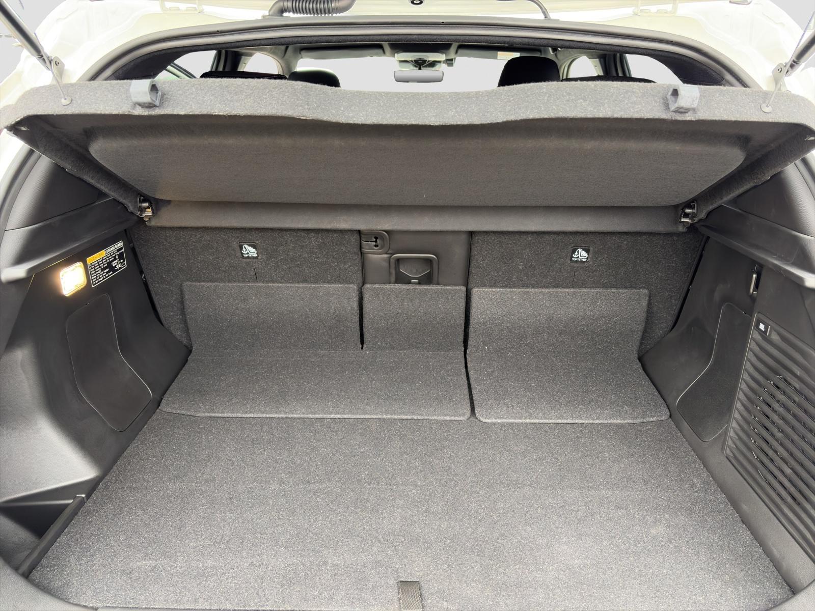 TOYOTA Urban Cruiser Premium AWD-image-11