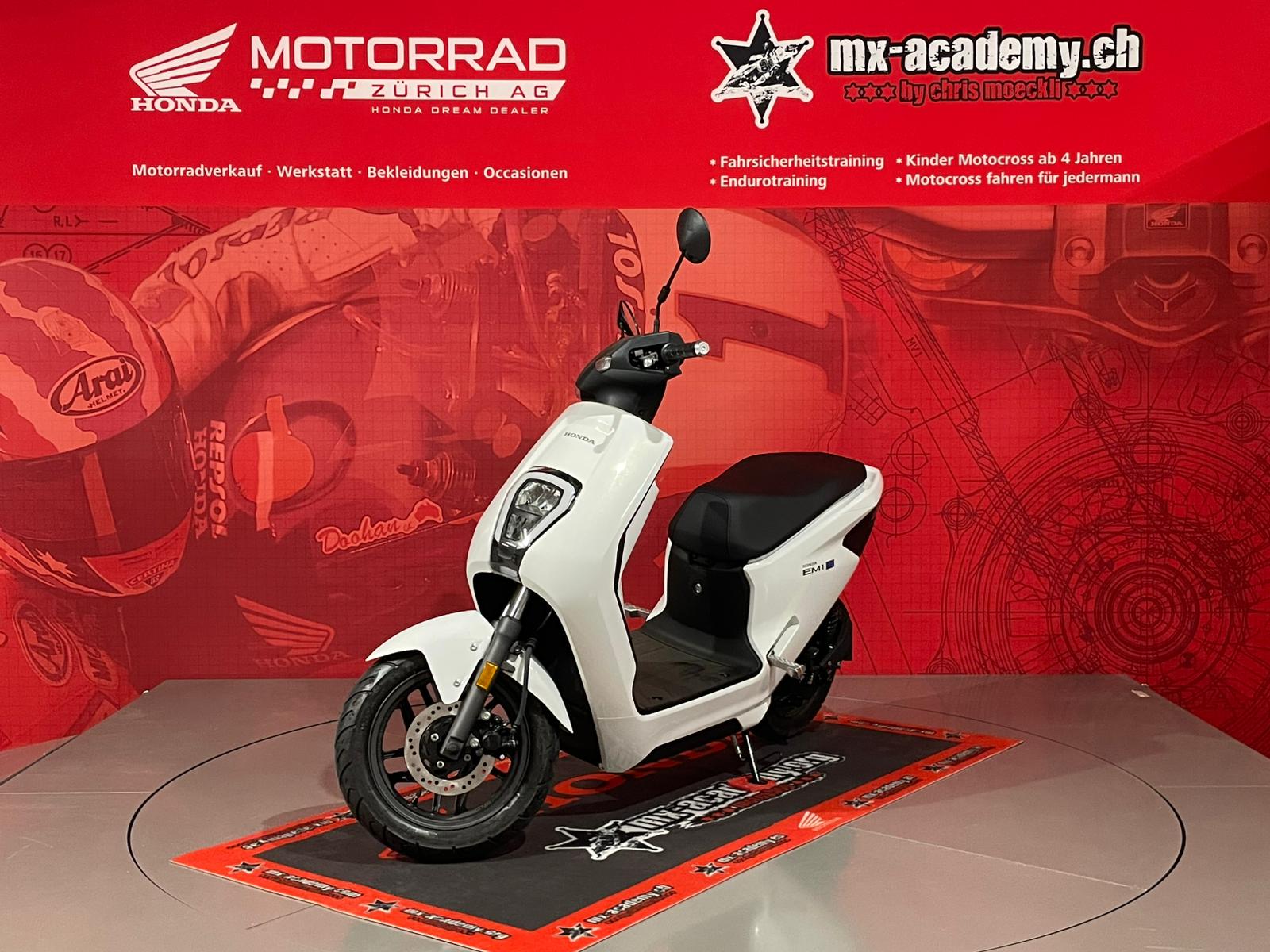 HONDA EM1 *Neufahrzeug* *Ab 15 Jahren fahrbar*-image-4