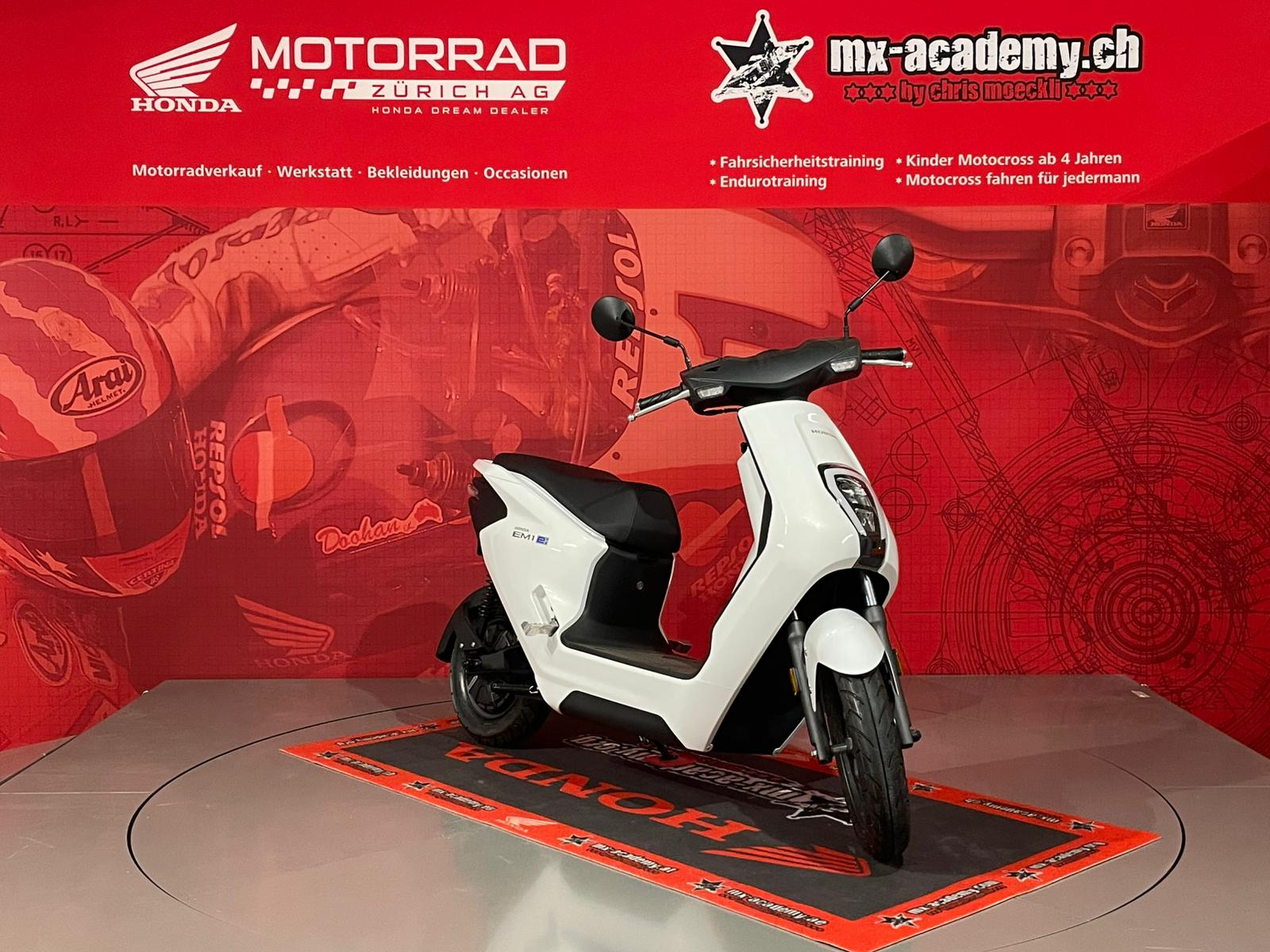HONDA EM1 *Neufahrzeug* *Ab 15 Jahren fahrbar*-showroom-element-2