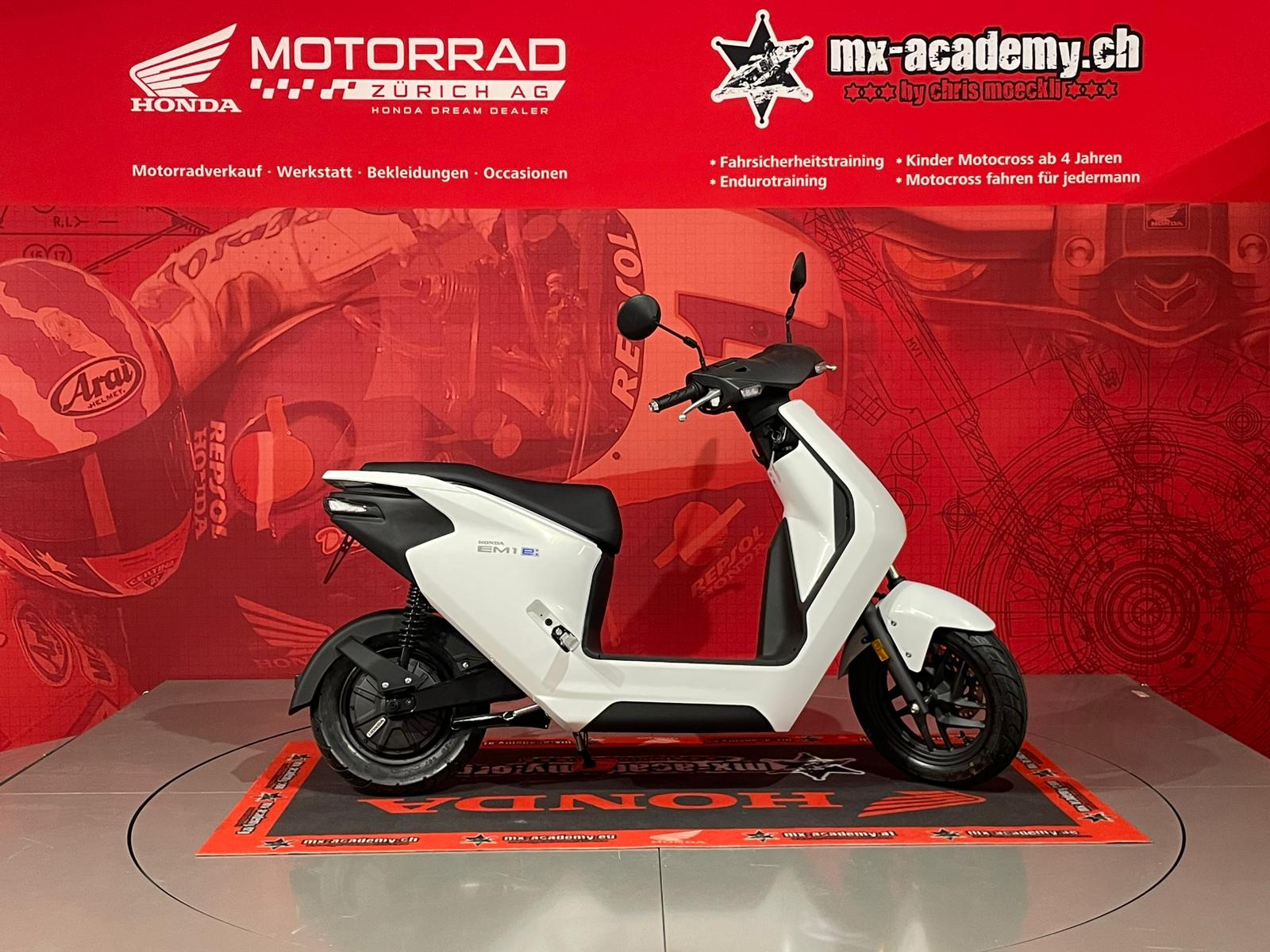 HONDA EM1 *Neufahrzeug* *Ab 15 Jahren fahrbar*-showroom-element-1