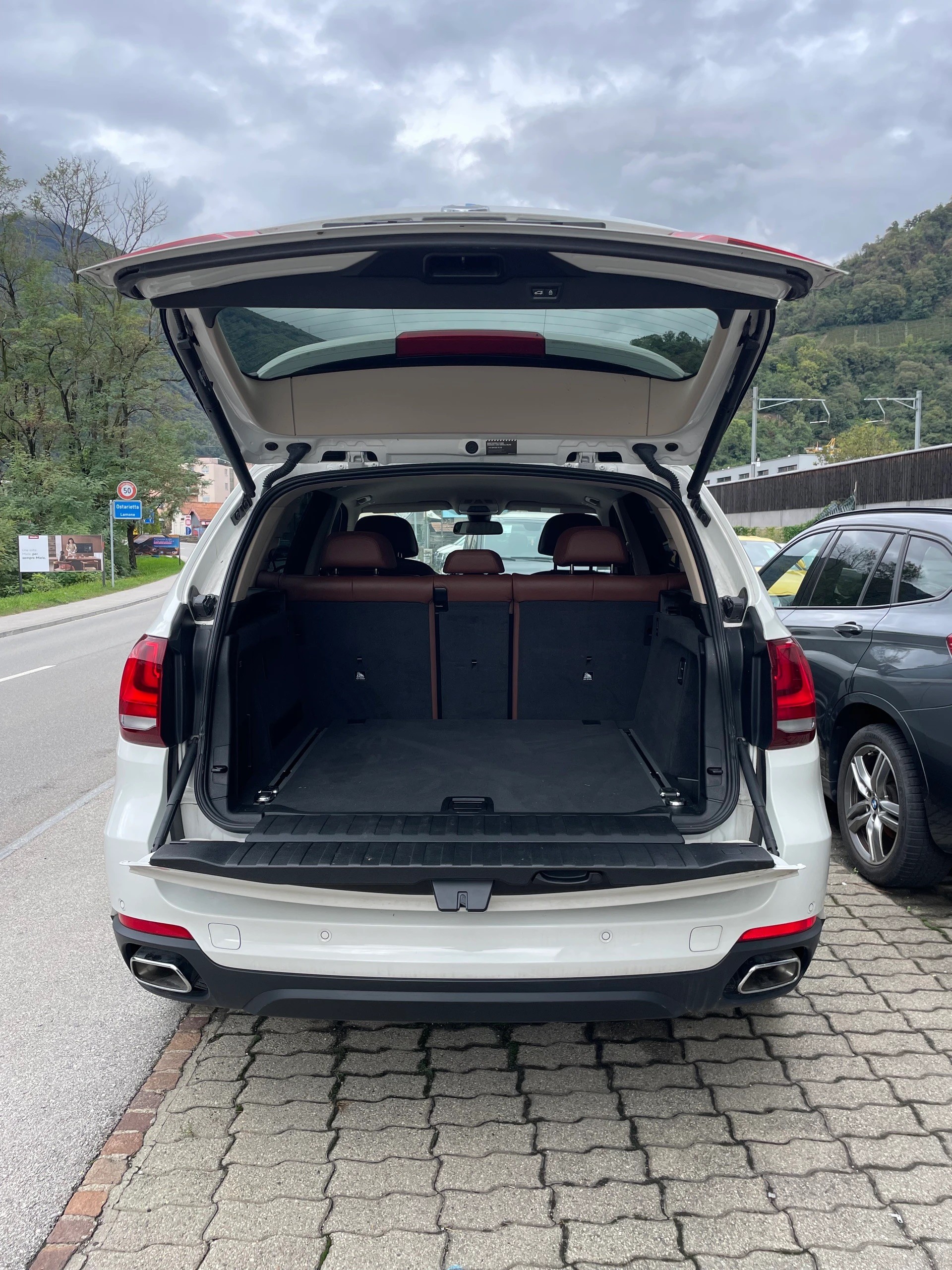 BMW X5 xDrive 40d Steptronic-image-6