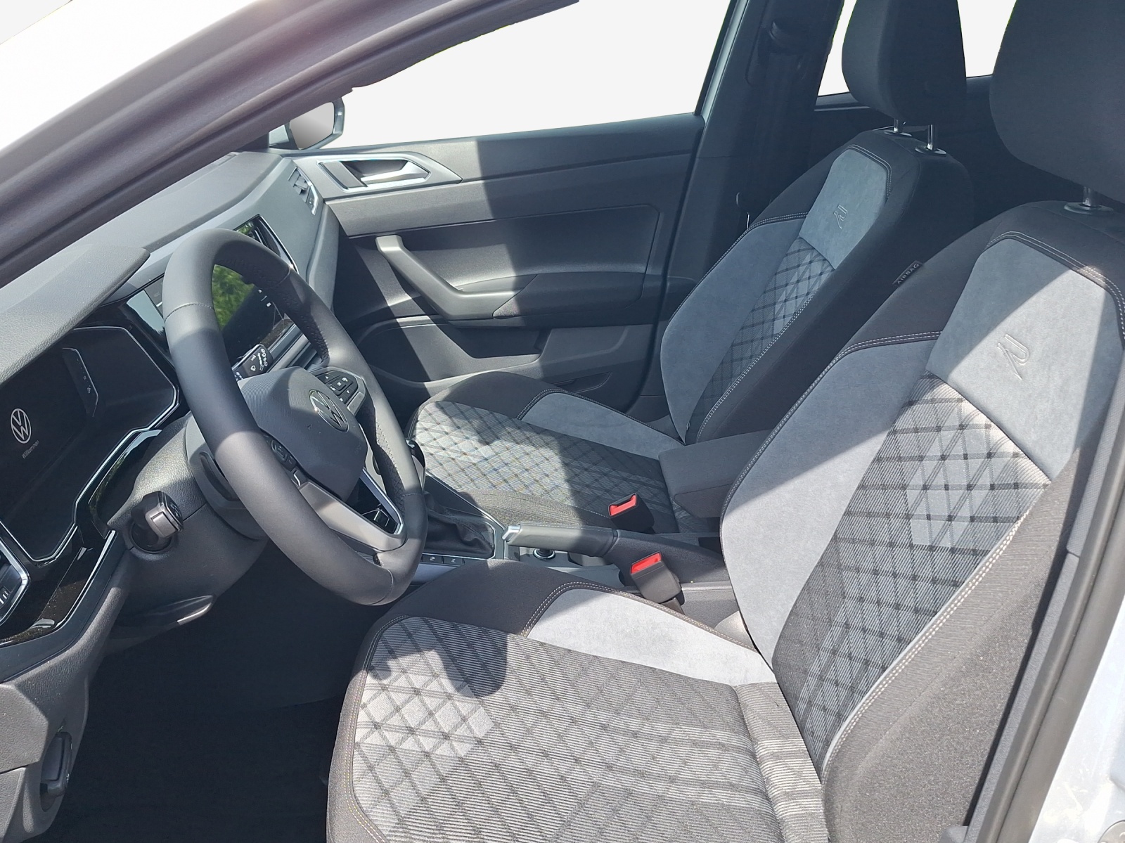 VW Polo 1.0 TSI R-Line DSG-image-7