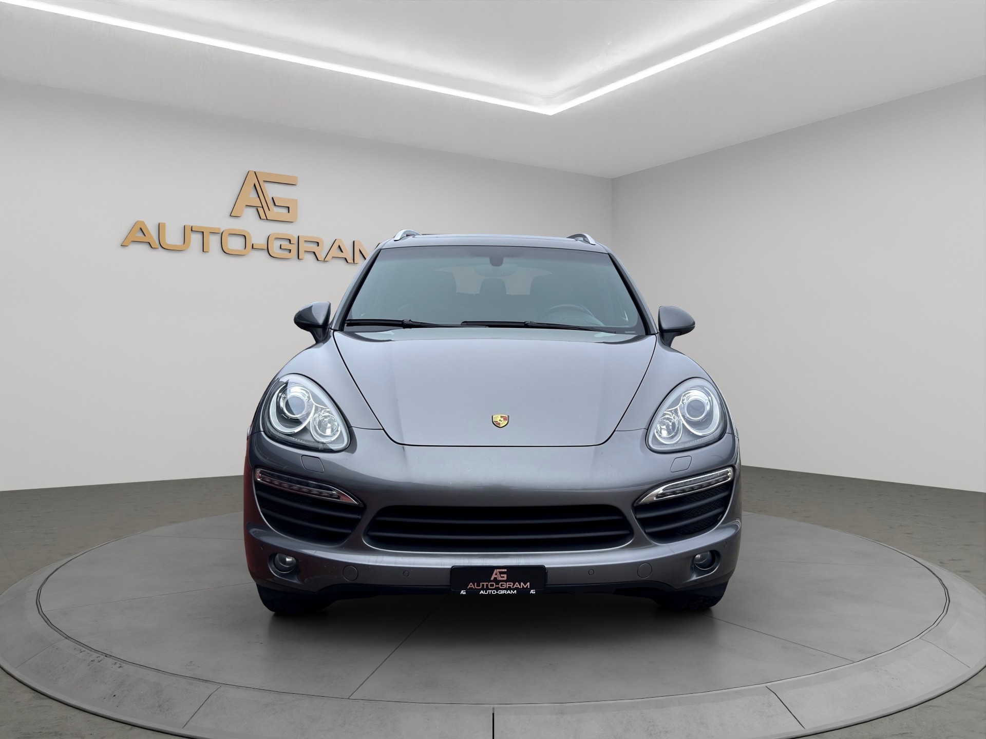 PORSCHE Cayenne S-image-7