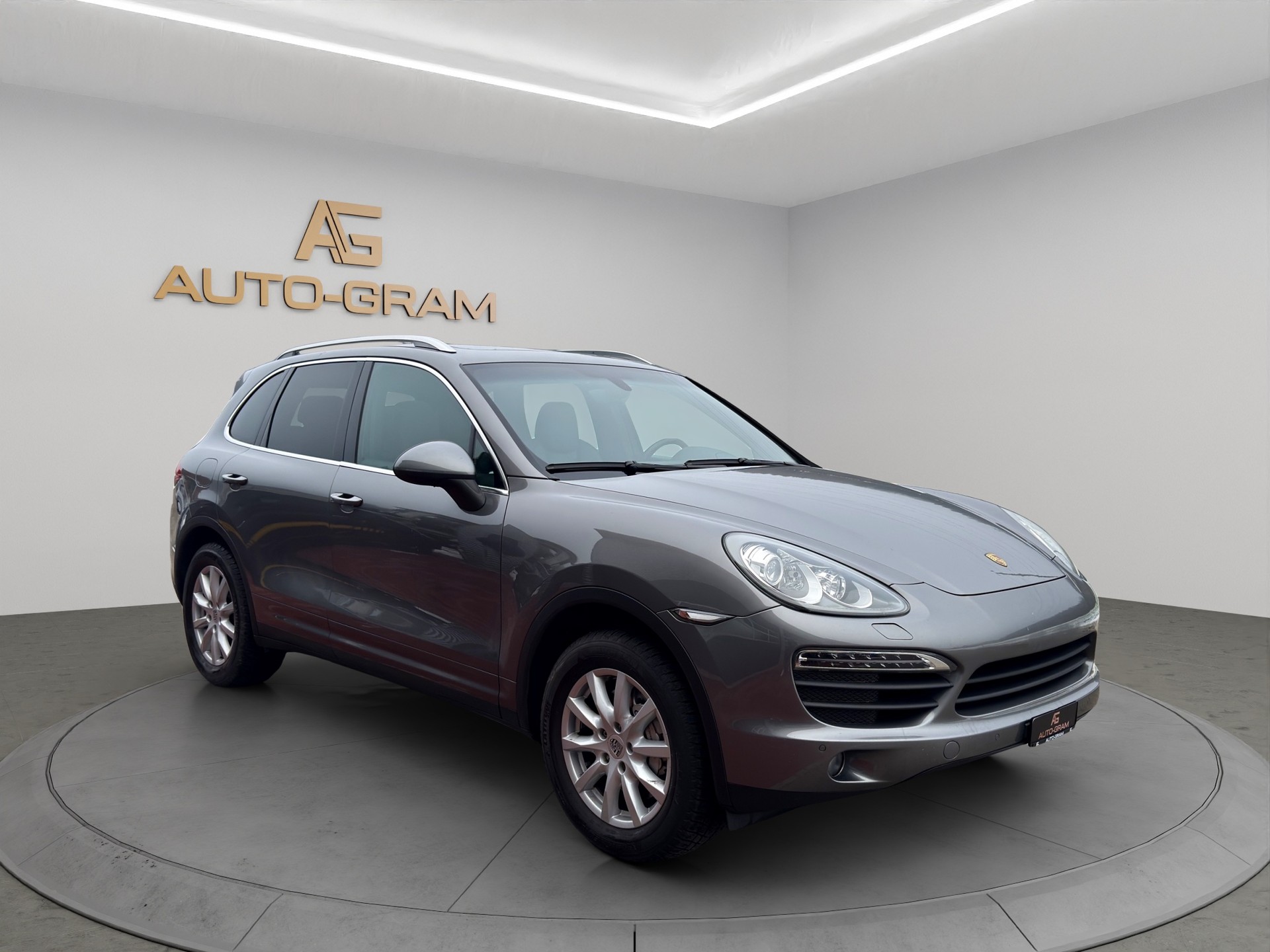PORSCHE Cayenne S-image-6