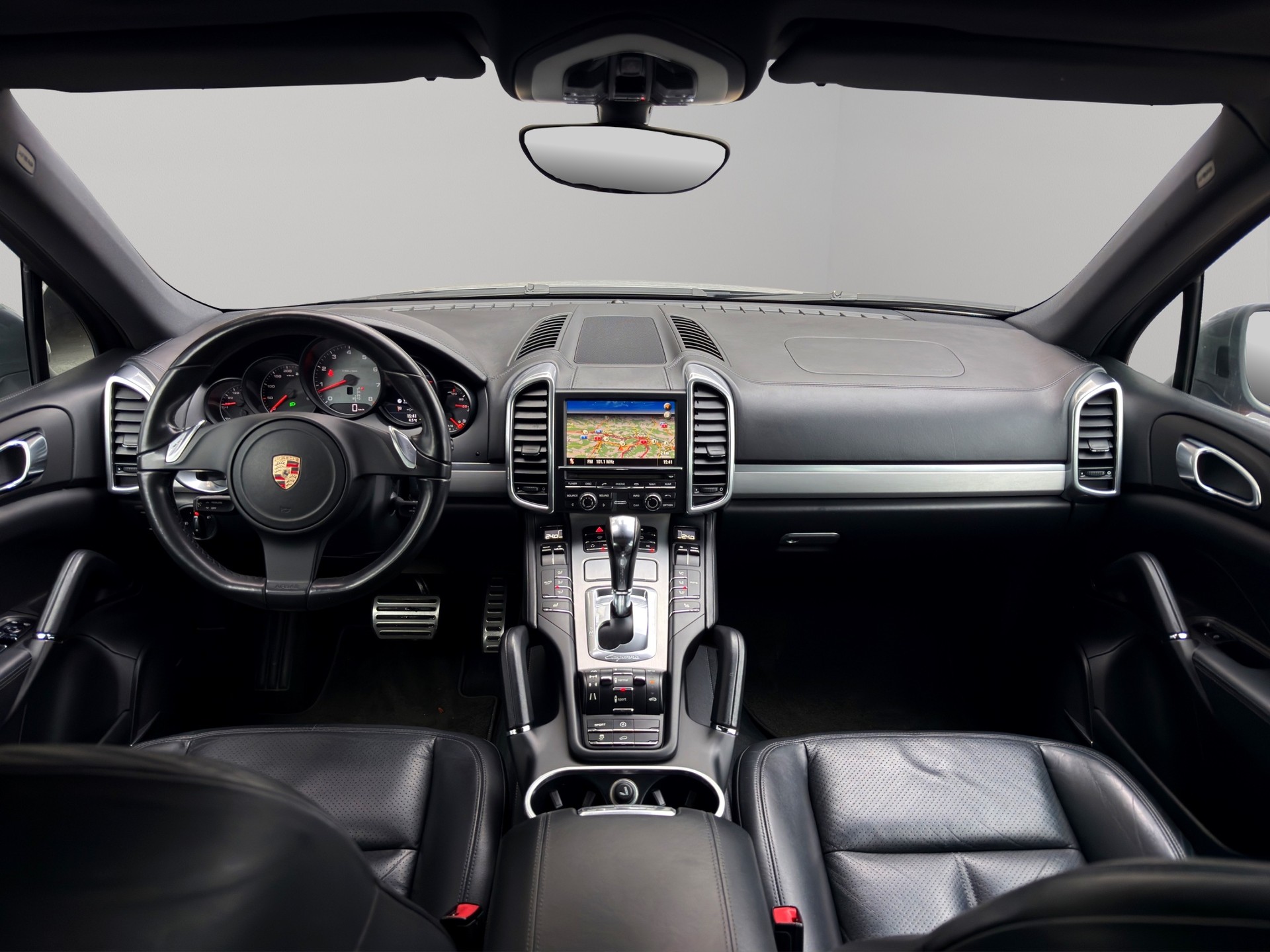 PORSCHE Cayenne S-image-13