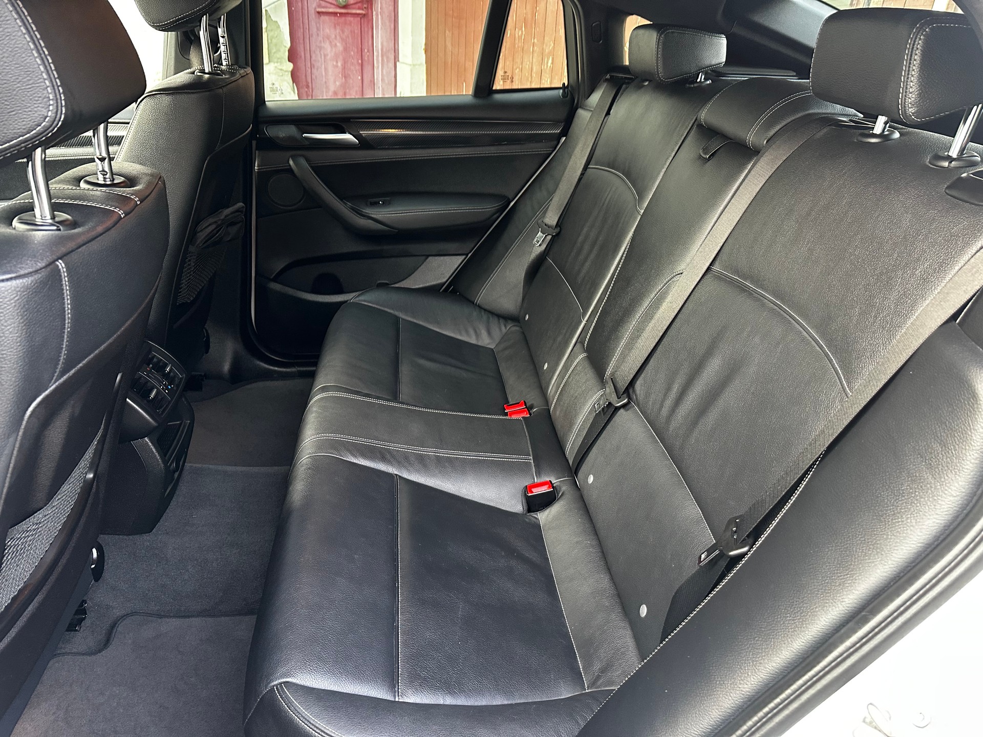 BMW X4 xDrive 20i M-Sportpaket Steptronic-image-6