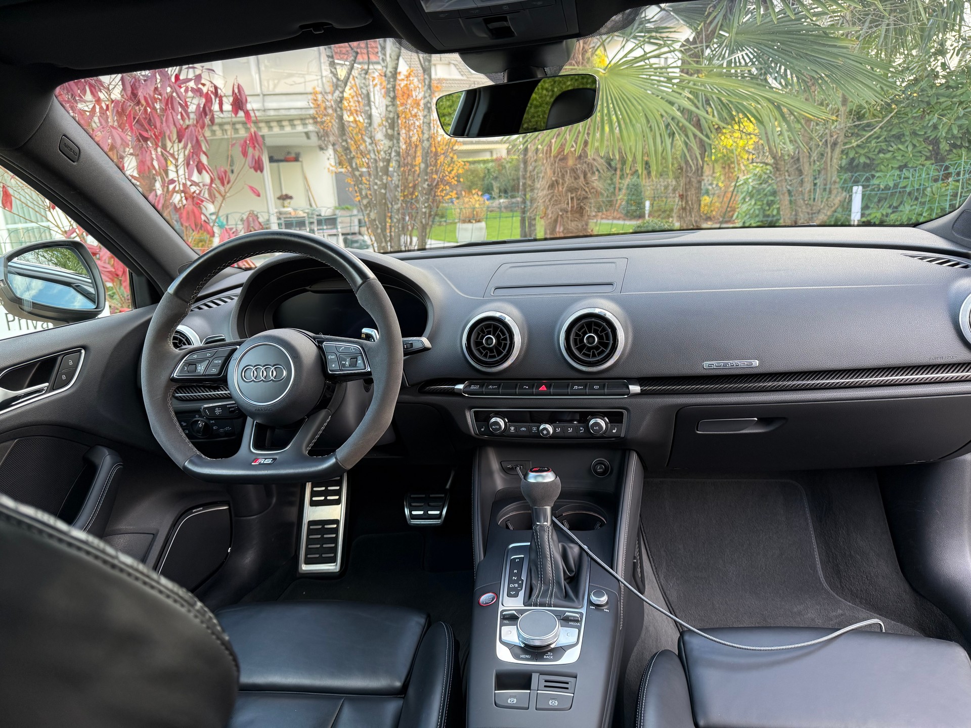 AUDI RS3 Sportback APR 2.5 TSI quattro S-tronic-image-4