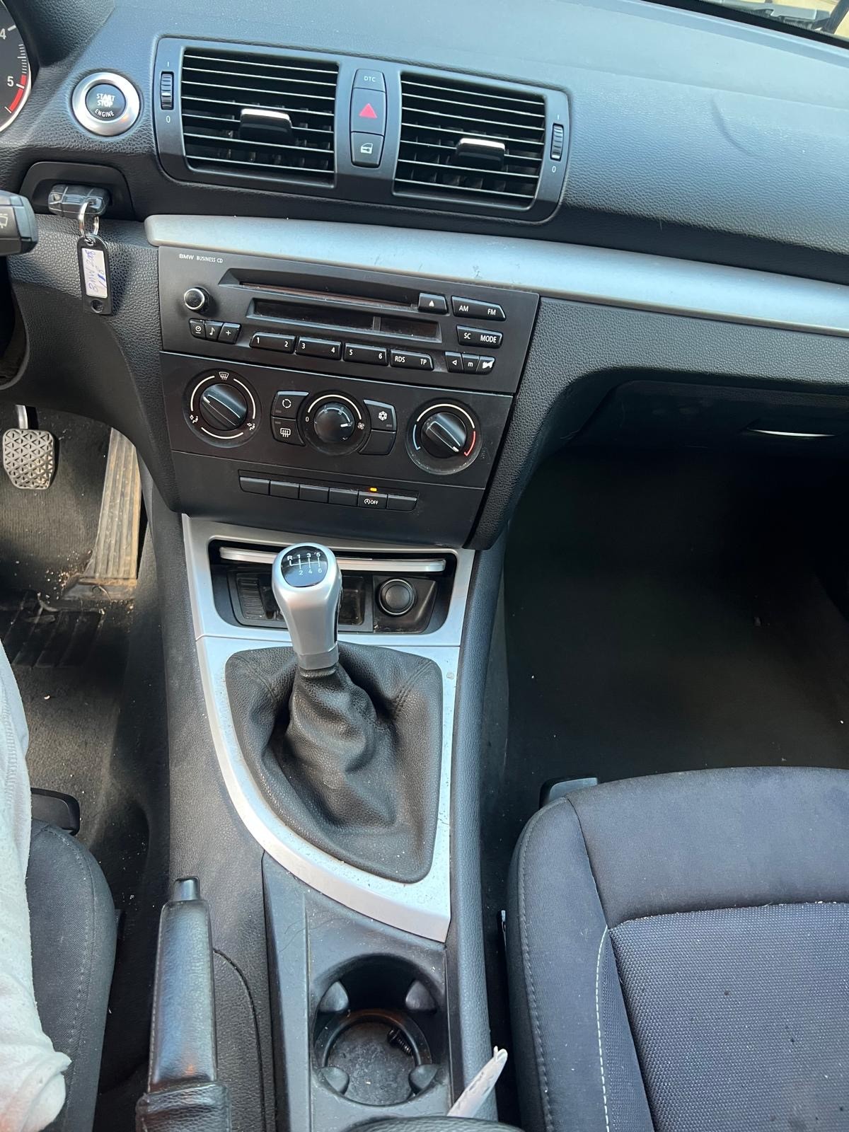 BMW 118d-image-7