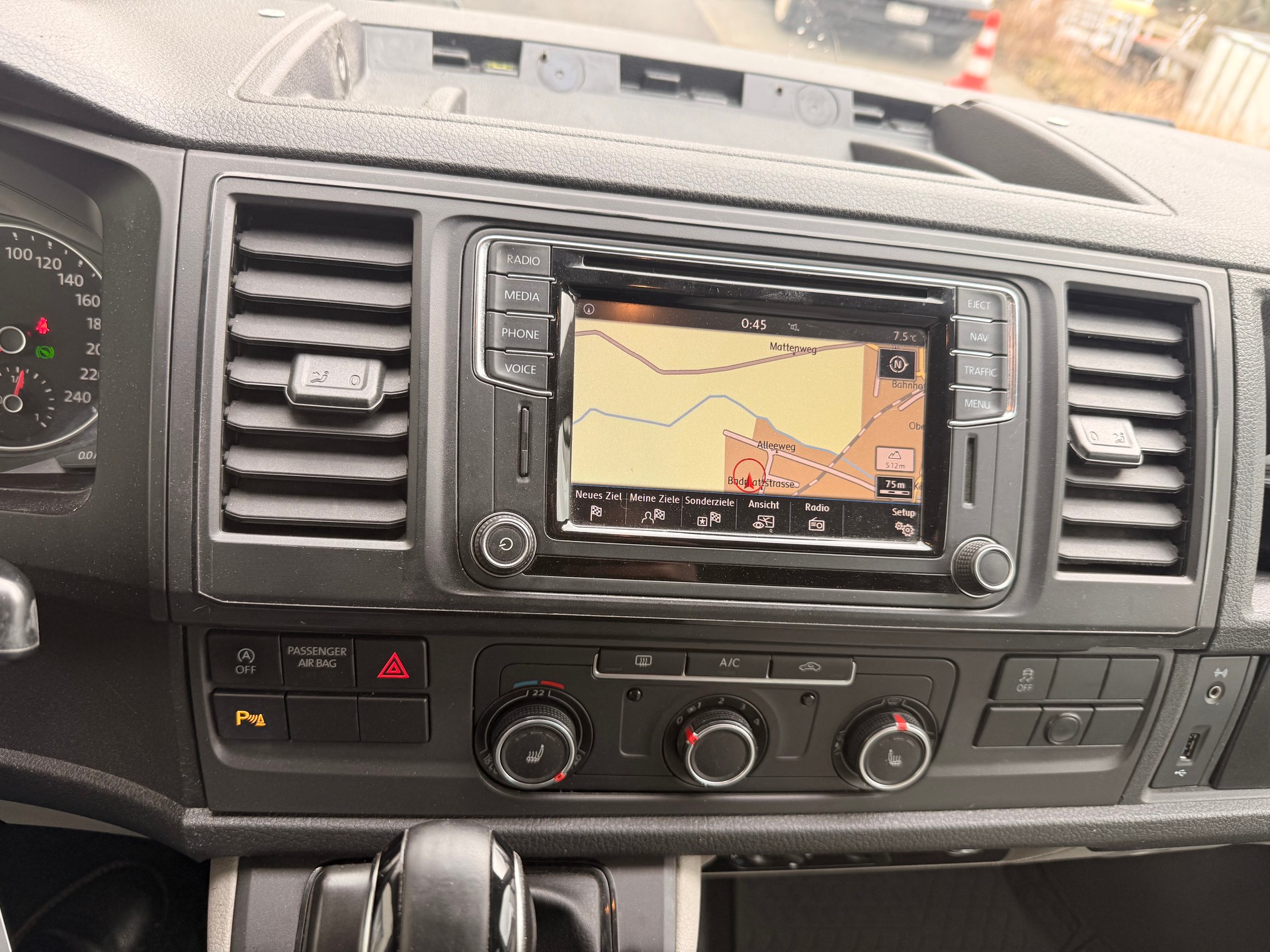VW T6 2.0 TSI 4Motion DSG-image-13