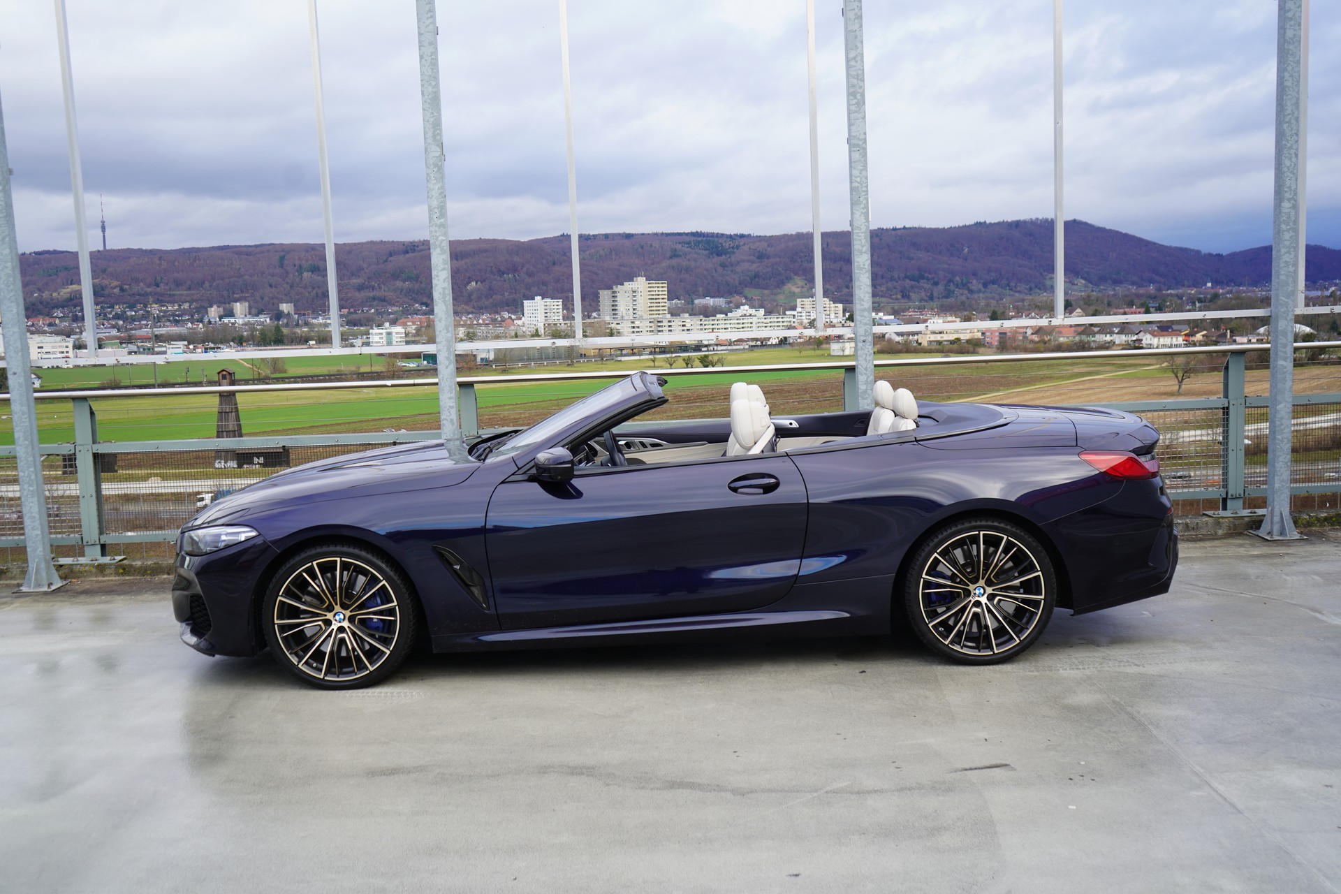 BMW M850i xDRIVE STEPTRONIC INDIVIDUAL l 530 PS-showroom-element-3