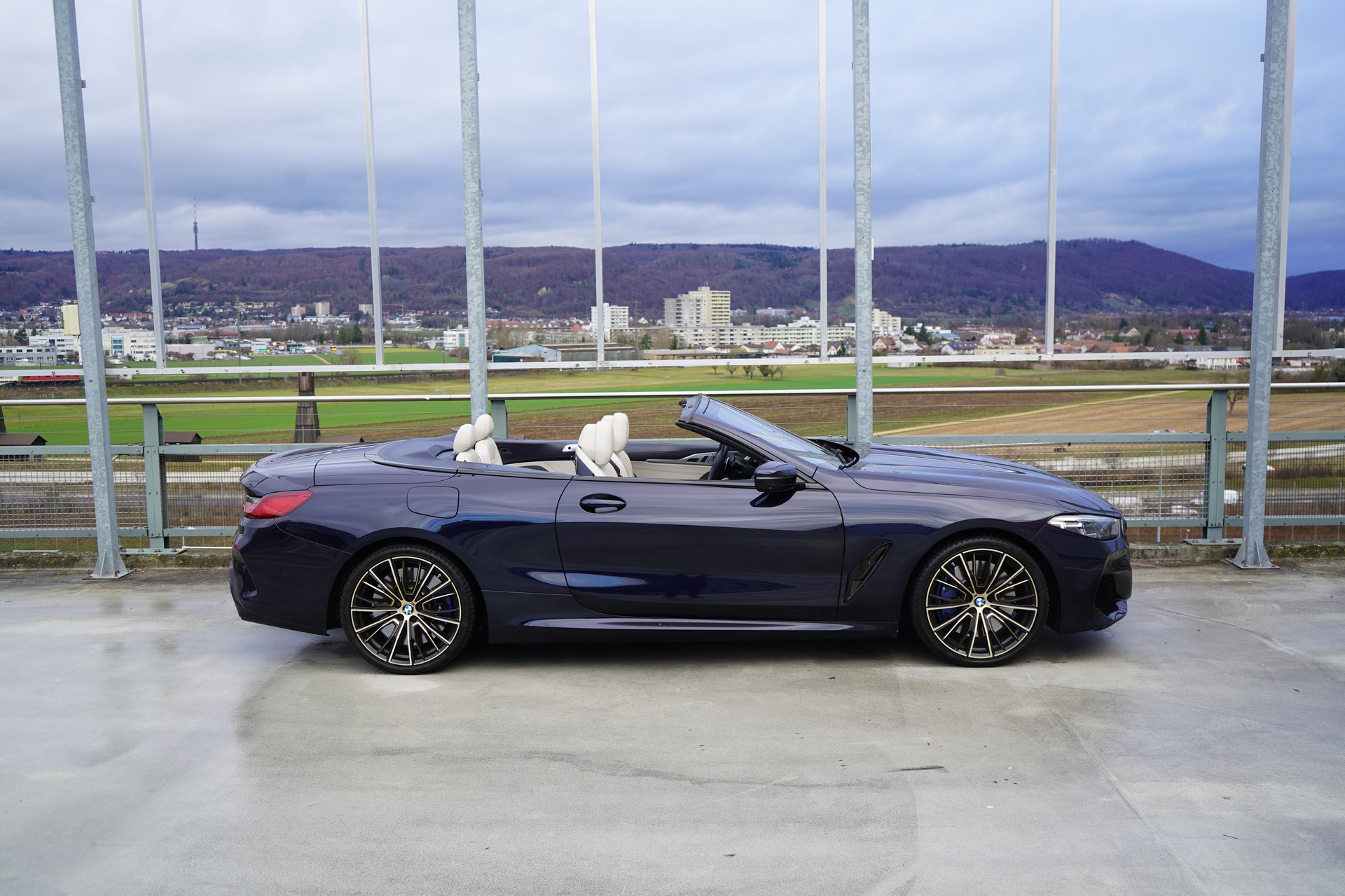 BMW M850i xDRIVE STEPTRONIC INDIVIDUAL l 530 PS-showroom-element-2
