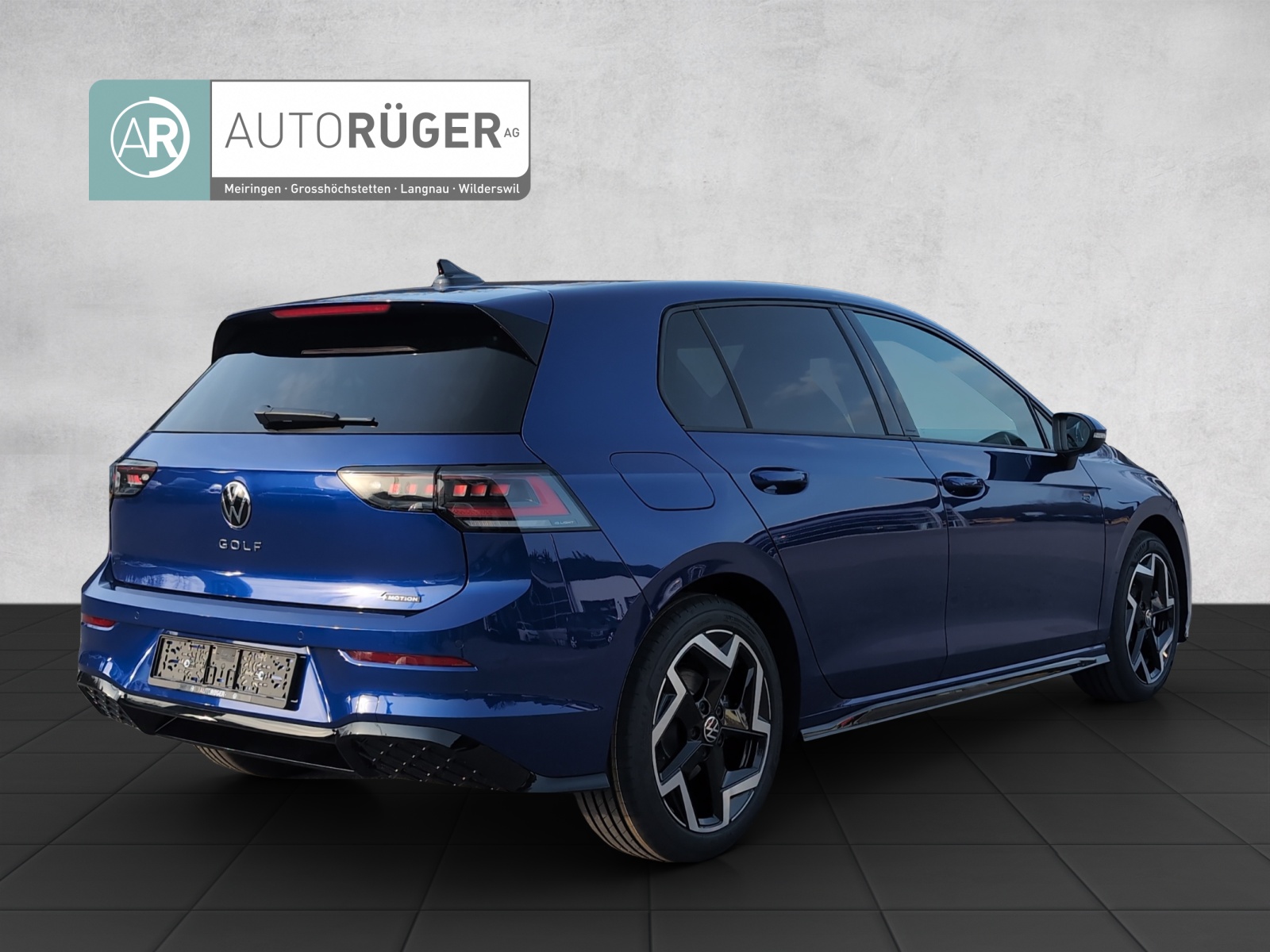 VW Golf R-Line 4 Motion-image-5