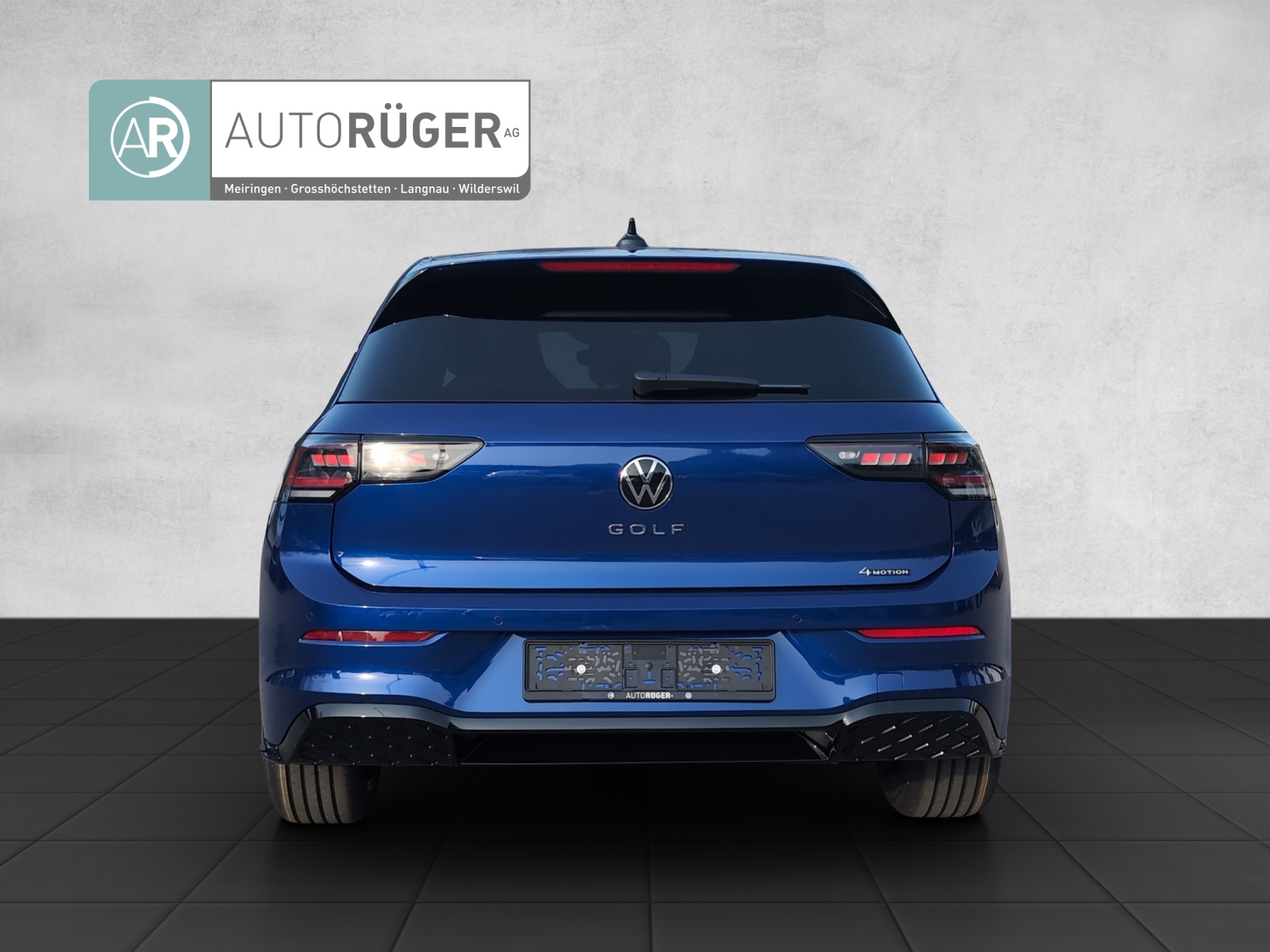 VW Golf R-Line 4 Motion-image-4