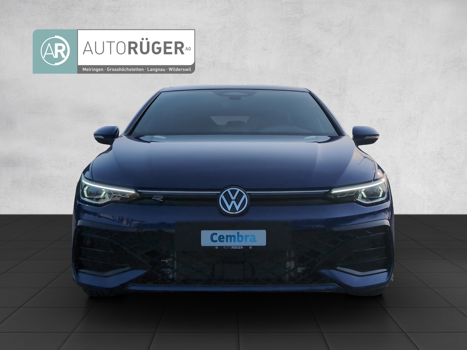 VW Golf R-Line 4 Motion-image-1