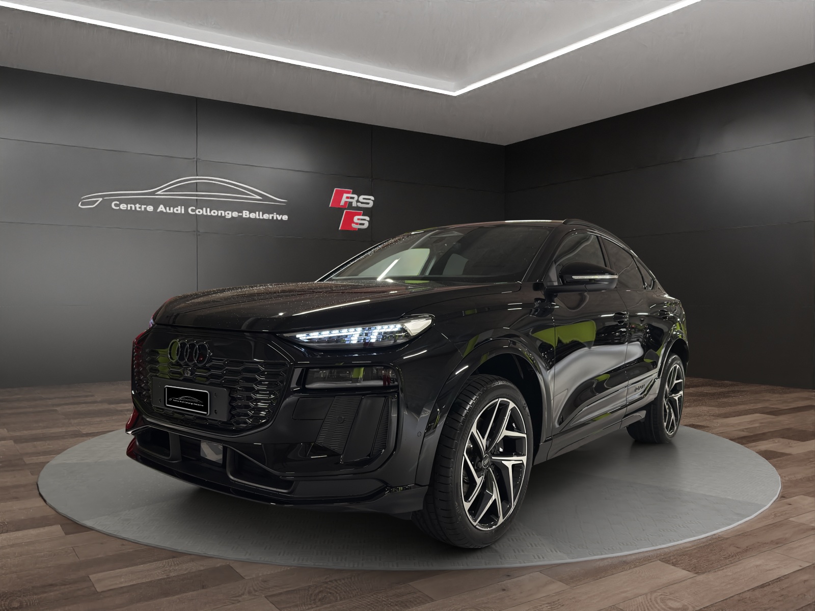 AUDI SQ6 Sportback e-tron quattro-image-0