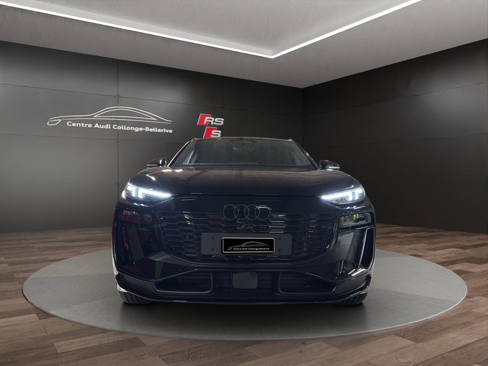 AUDI SQ6 Sportback e-tron quattro-image-1