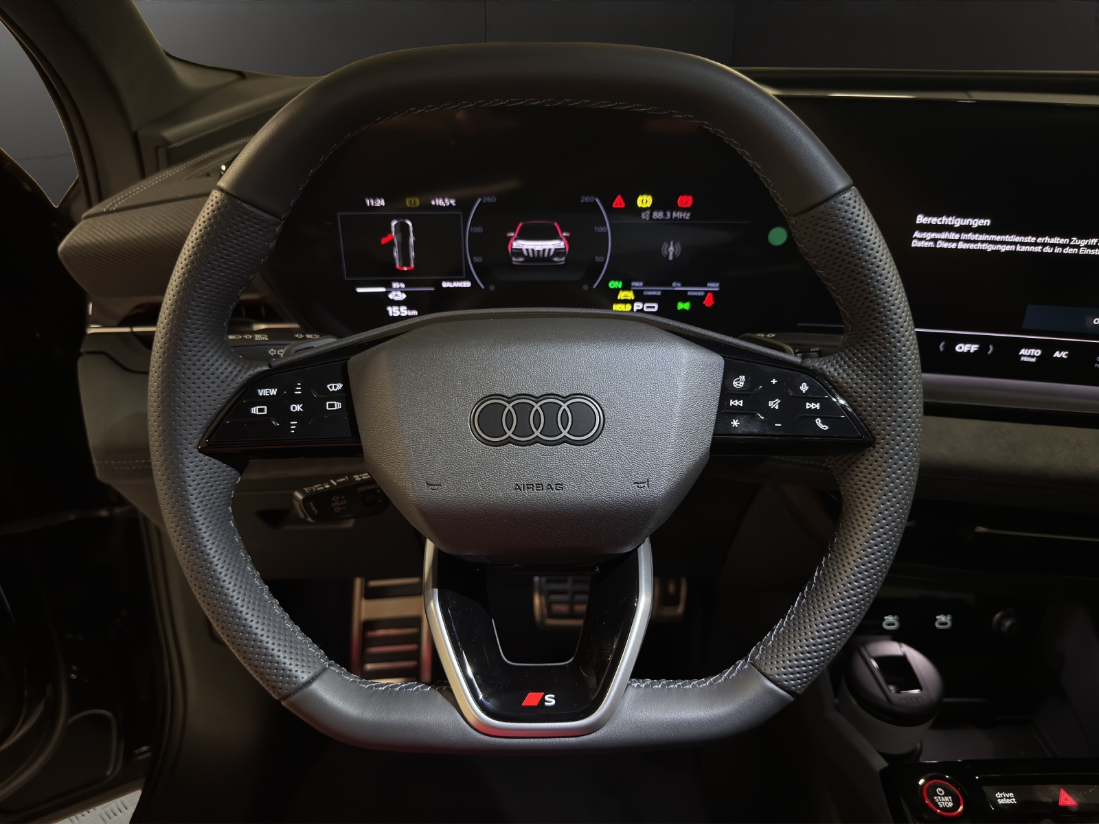 AUDI SQ6 Sportback e-tron quattro-image-8