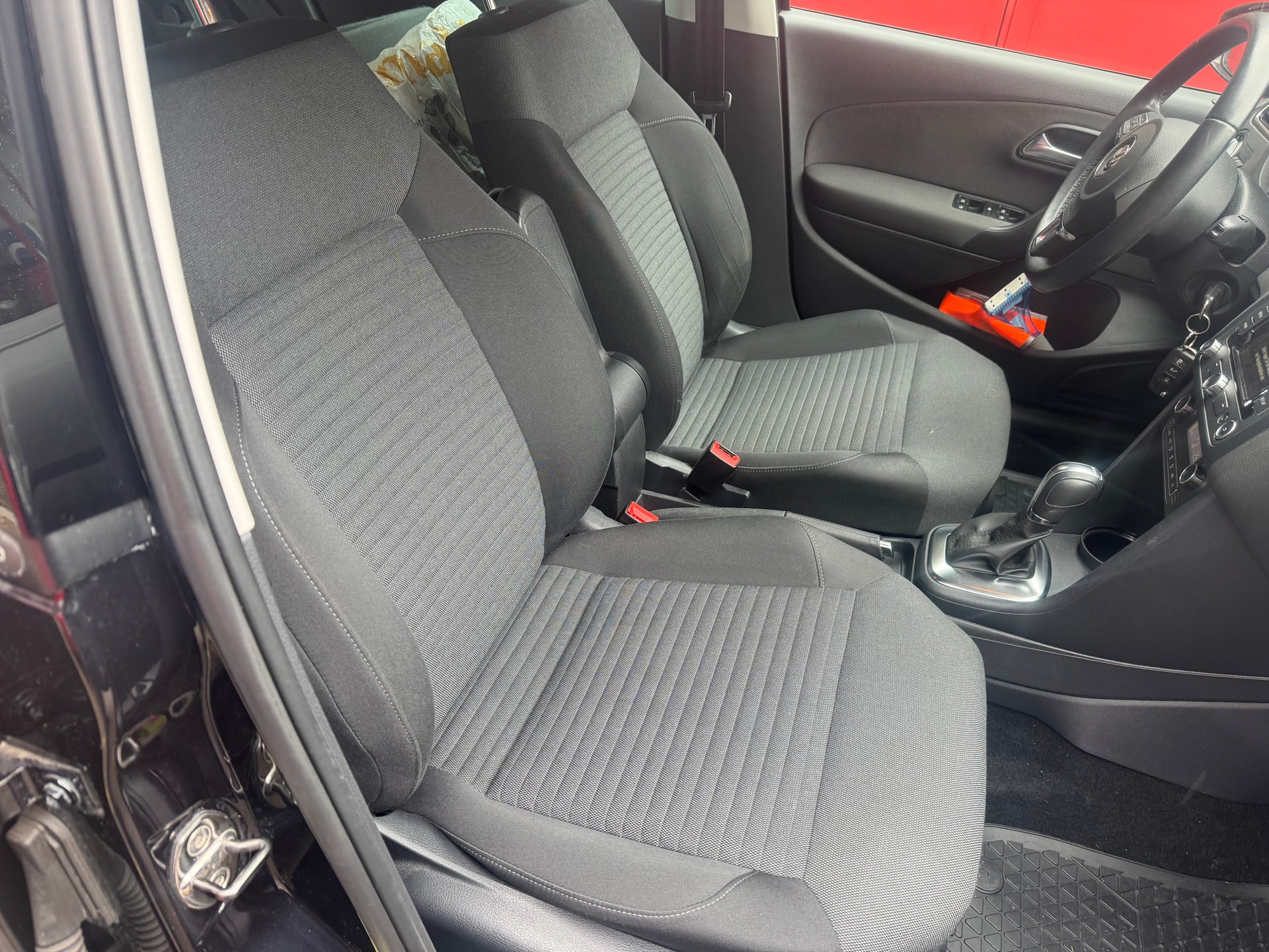 VW Polo 1.2 TSI Team DSG-image-7