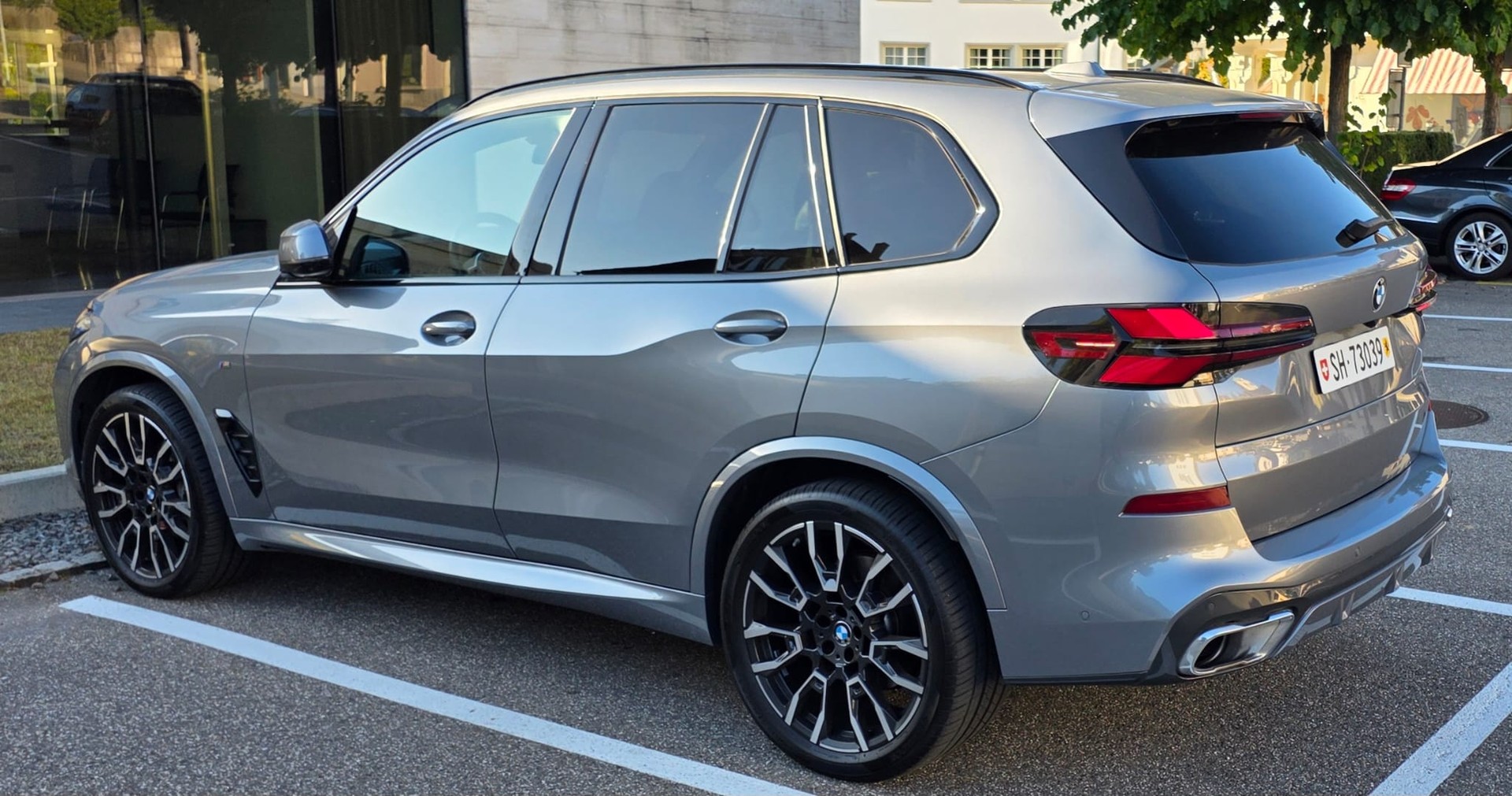 BMW X5 xDrive 48V 30d M Sport Pro Steptronic-image-4