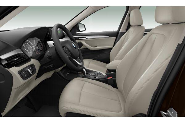 BMW X1 18d xDrive Steptronic F40 (CH)-image-2