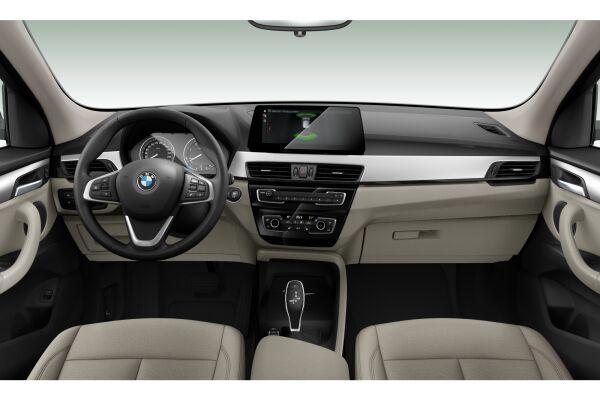 BMW X1 18d xDrive Steptronic F40 (CH)-image-3