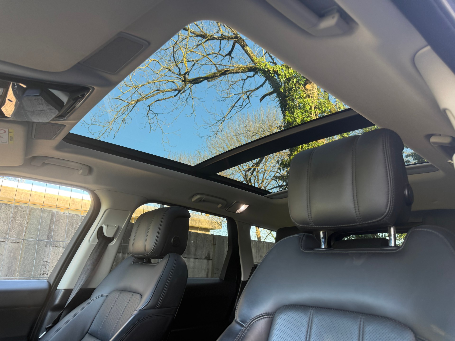 LAND ROVER Range Rover Sport P400e 2.0 I4 PHEV HSE Dynamic Aut.-image-13
