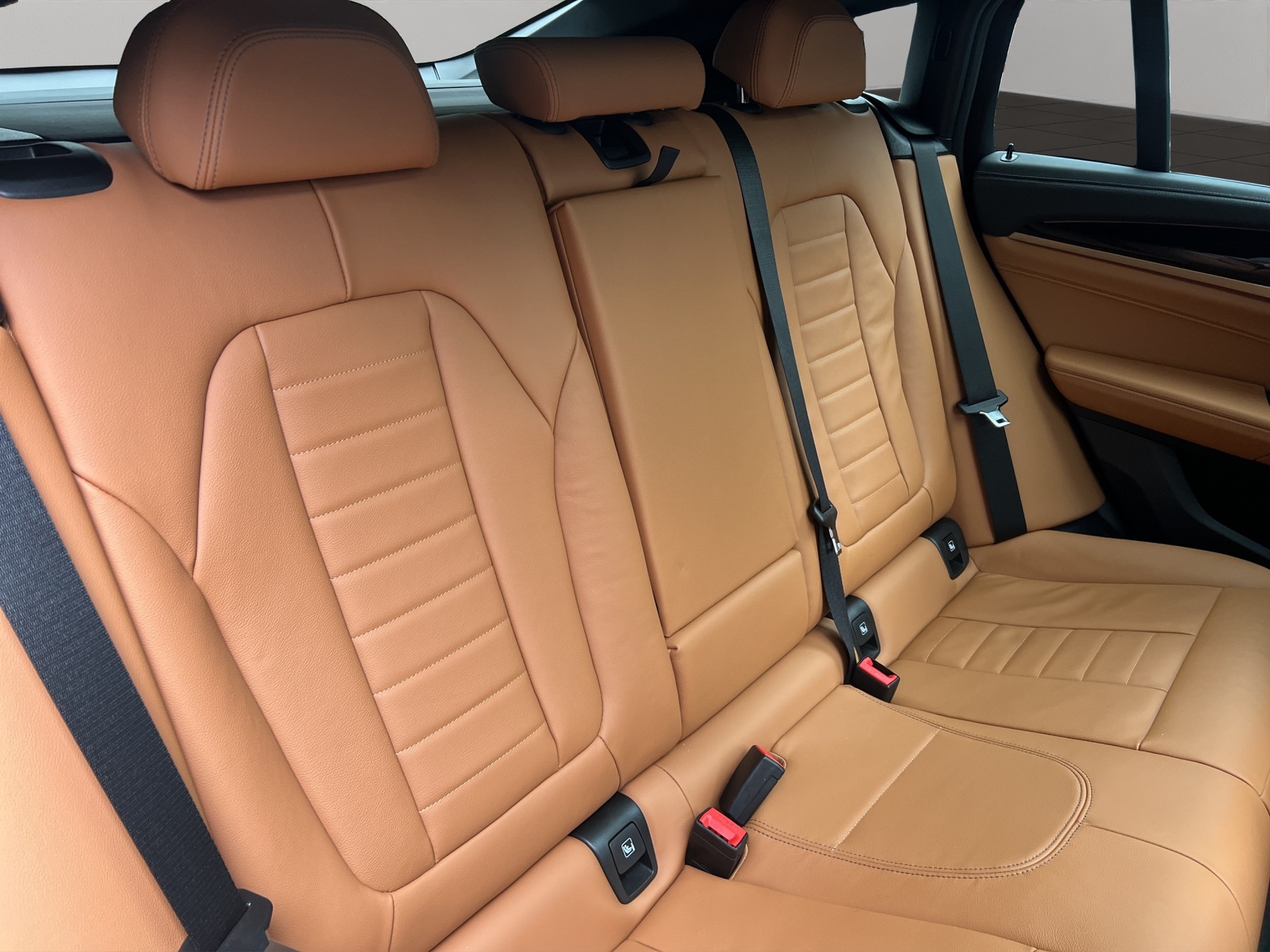 BMW X4 xDrive 48V M40d Steptronic-image-21