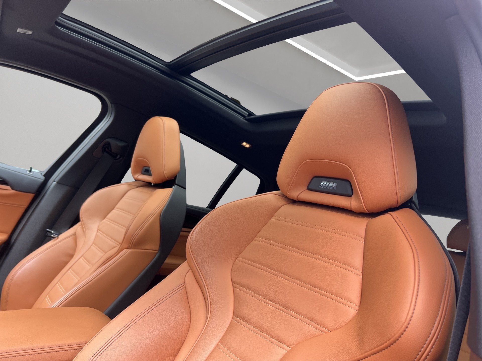 BMW X4 xDrive 48V M40d Steptronic-image-12