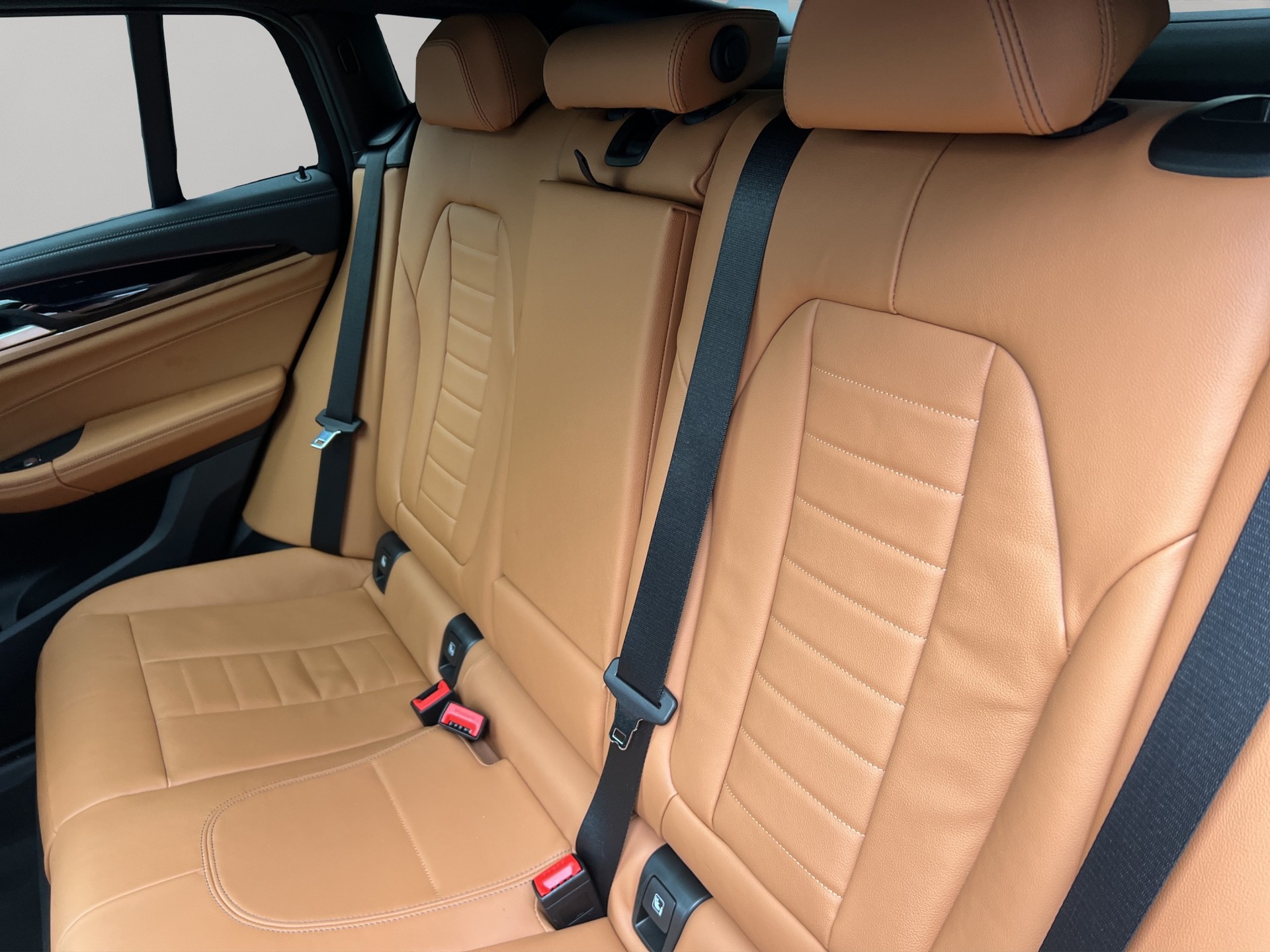 BMW X4 xDrive 48V M40d Steptronic-image-18