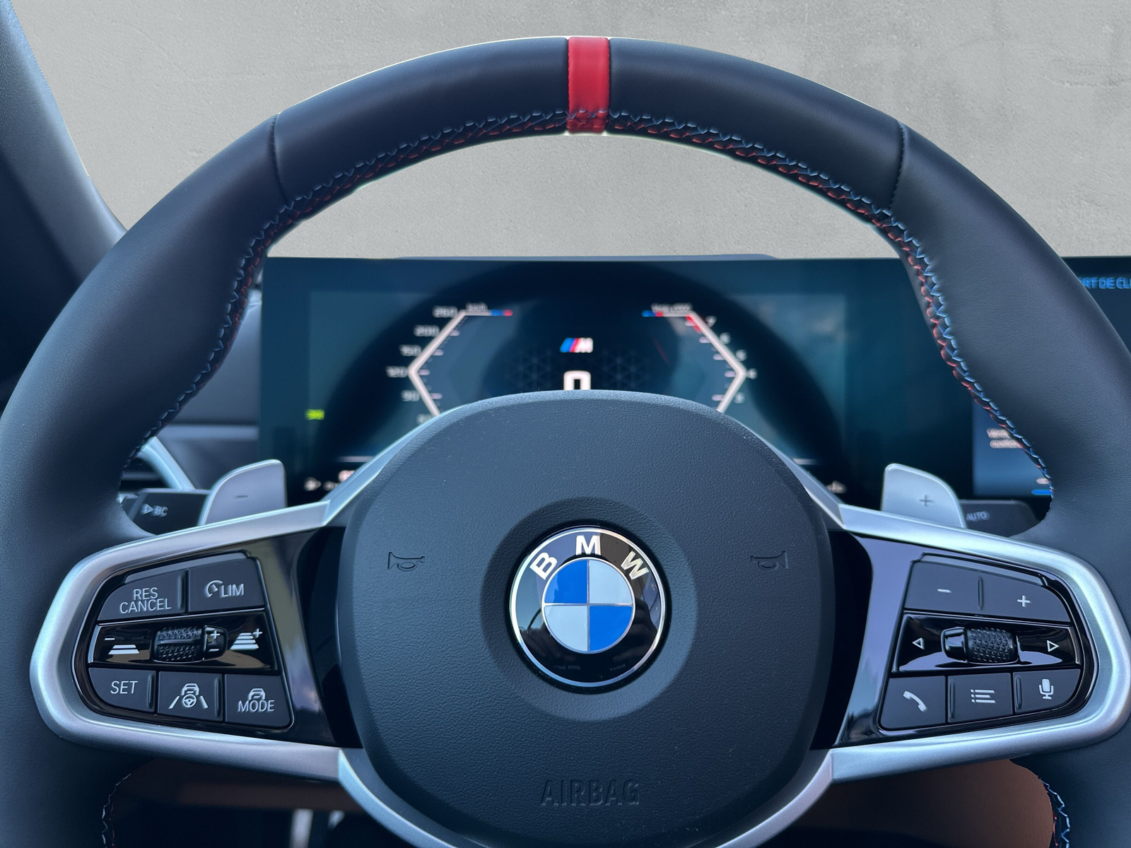 BMW M440i xDrive 48V Cabriolet M Sport Pro Steptronic ** Action de leasing à 1.9% **-image-16