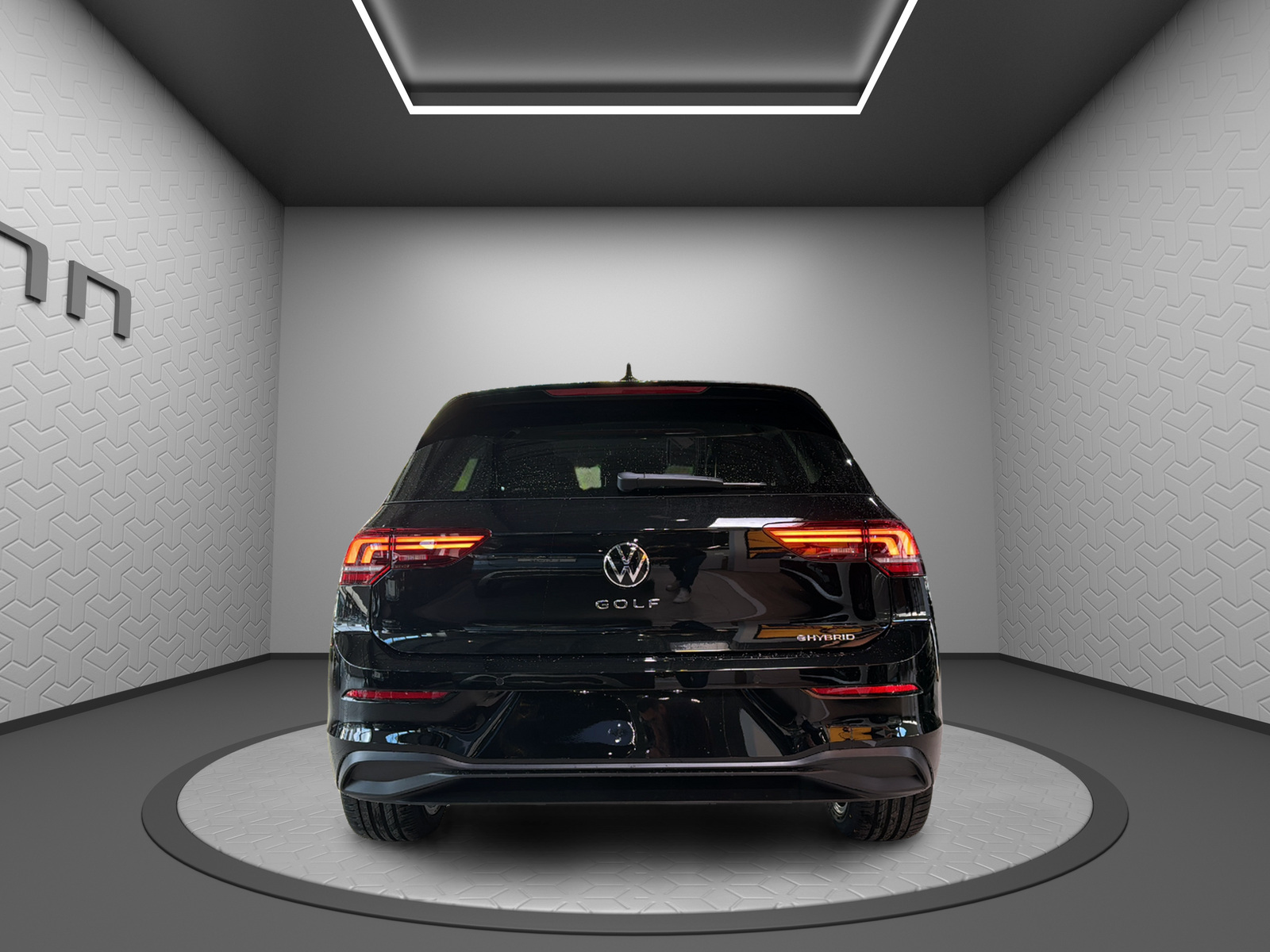 VW Golf 1.5 TSI PHEV Life-image-4